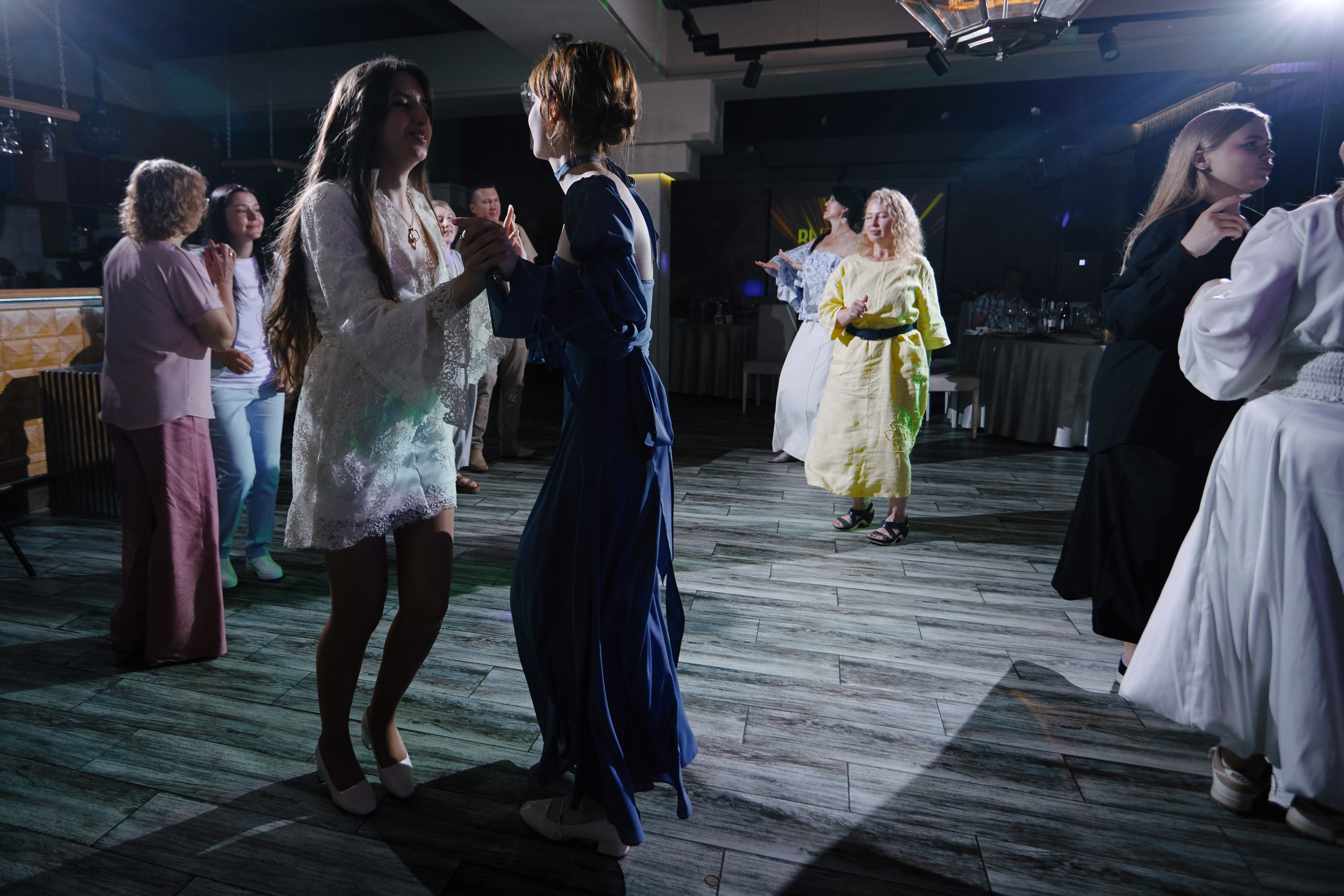 Выпускной 11кл. Портретный и свадебный фотограф в Екатеринбурге Владимир ЛузинЛузин