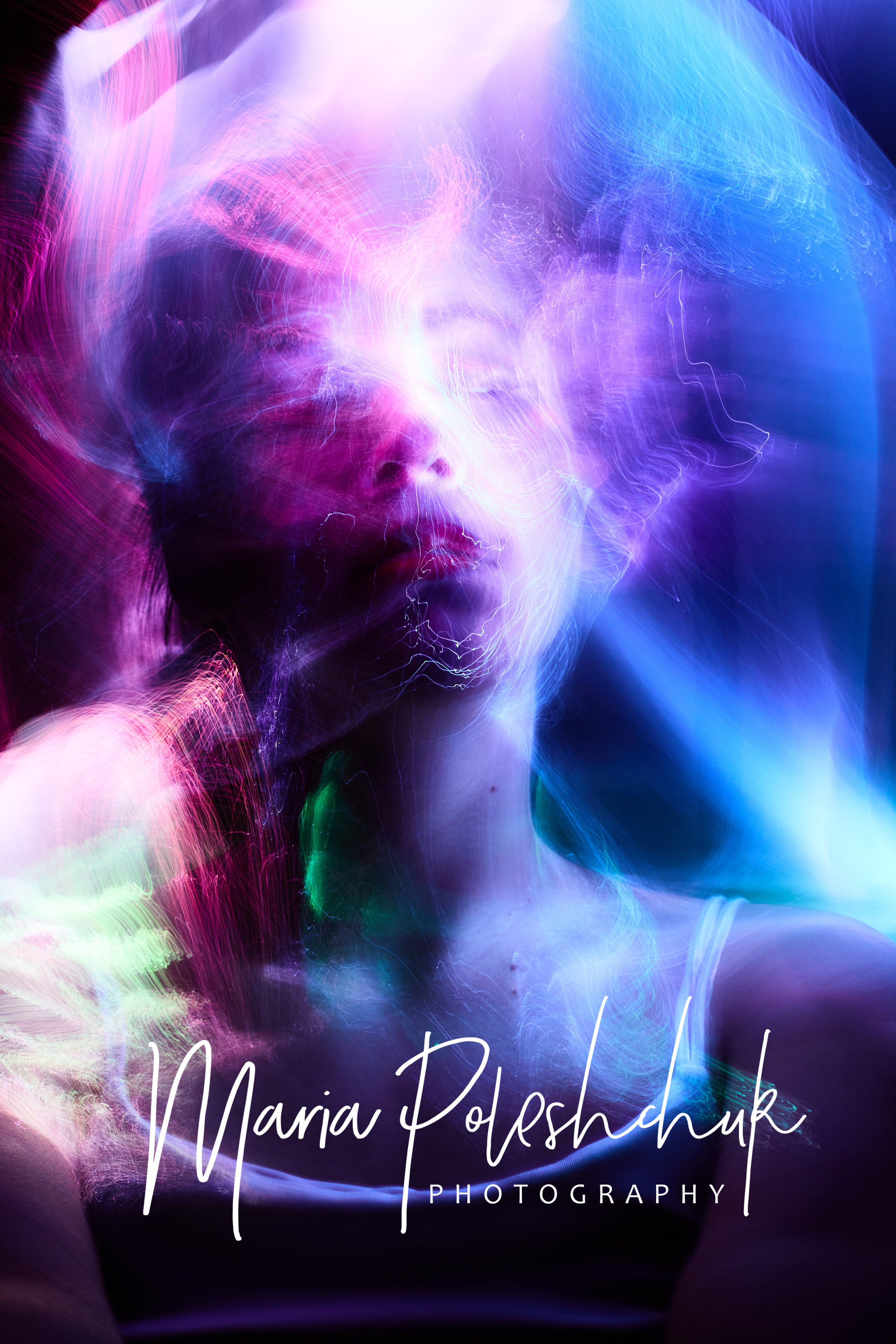 Painting with the light. Maria Poleshchuk, commercial photographer in Sydney