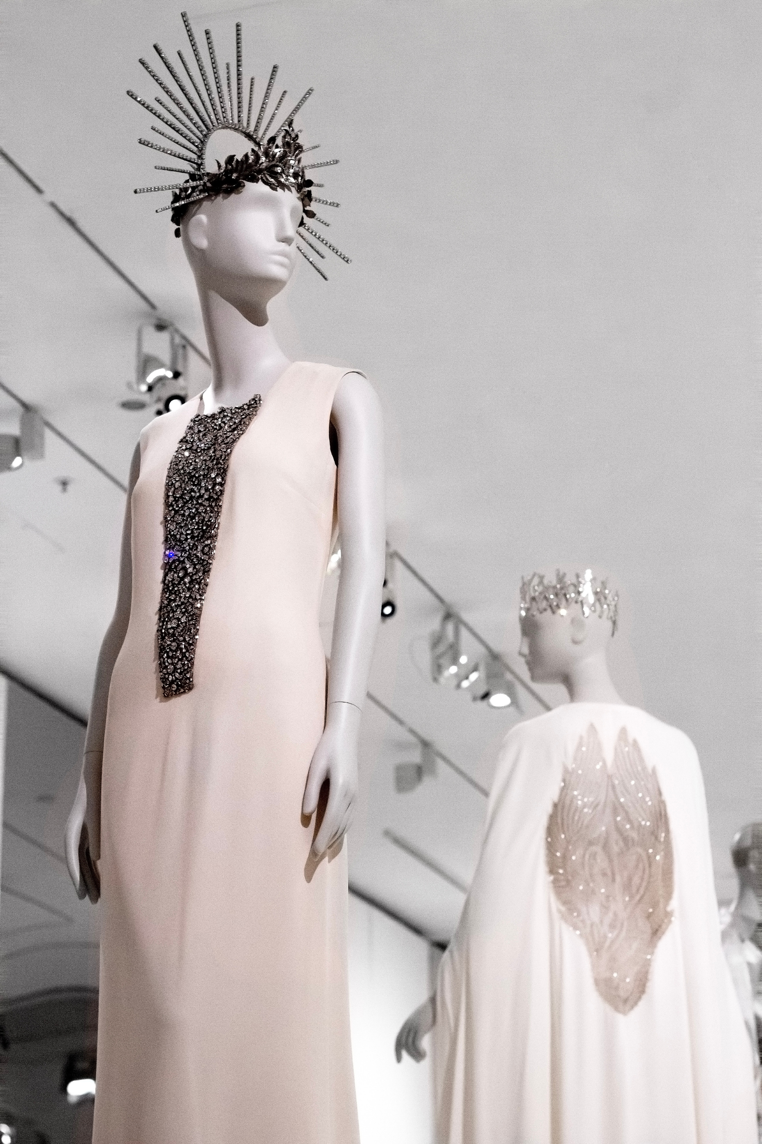 Alexander McQueen: Mind, Mythos, Muse. Maria Poleshchuk, commercial photographer in Sydney