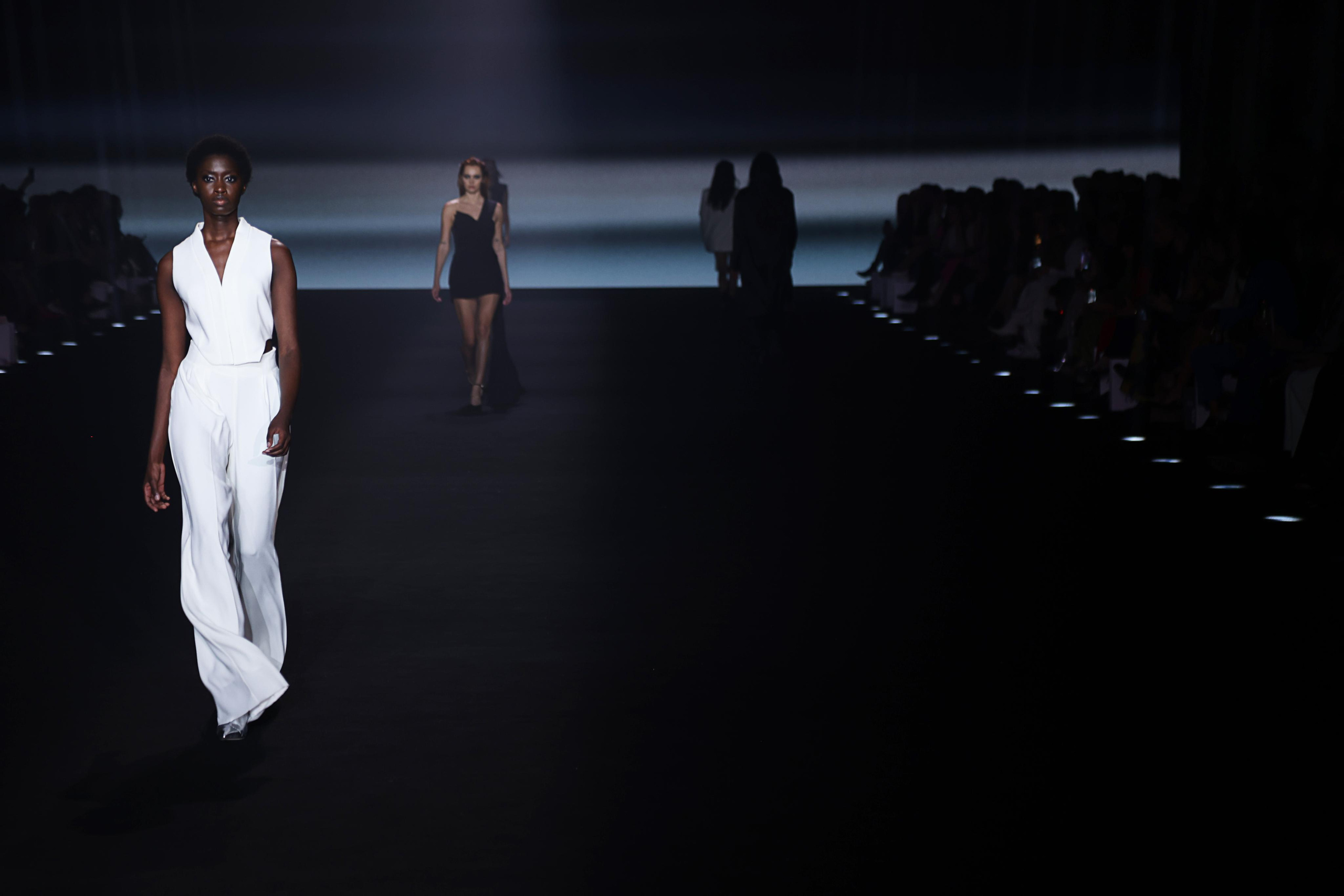 CUE. Maria Poleshchuk, commercial photographer in Sydney