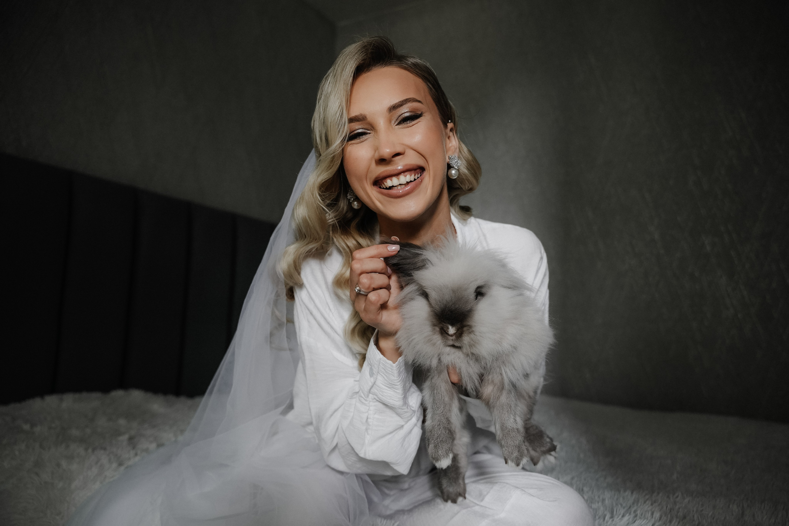 Astoria. VISUAL ARTIST · KRONGAUZ ANASTASIA