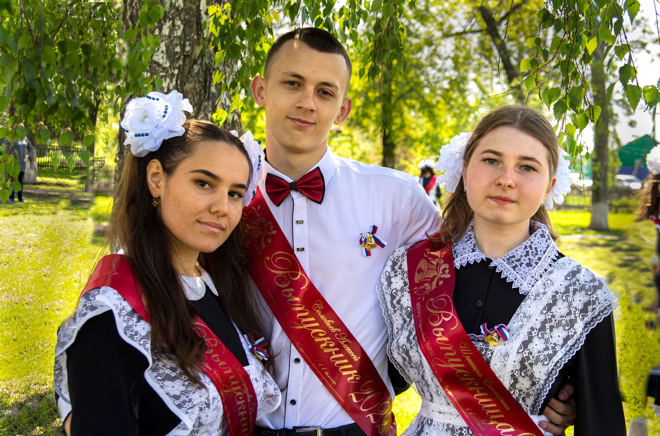 Последний звонок 2022. Валерий Логачев. Фото, музыка, видео — для души