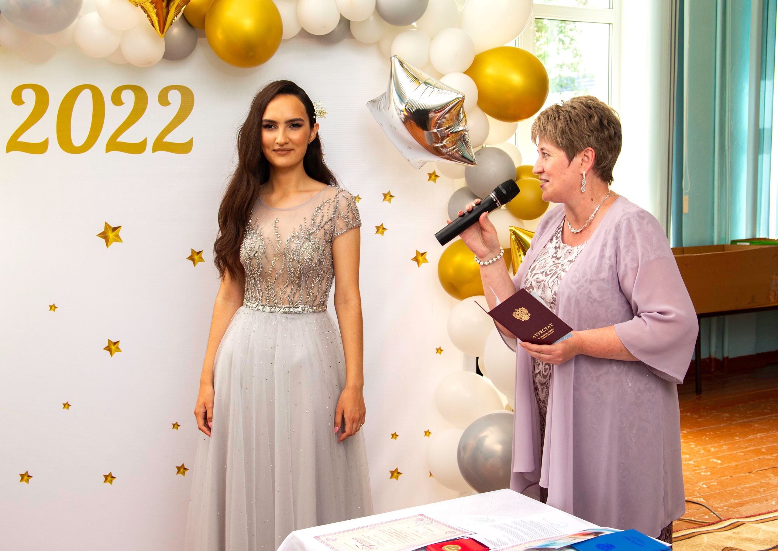 Вручение аттестатов о среднем образовании в Кардаиловской СОШ. Валерий Логачев. Фото, музыка, видео — для души