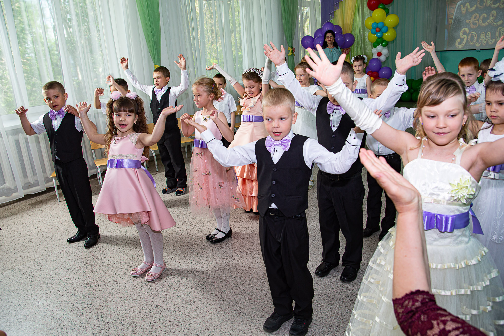 Детский сад № 1 Краснохолм. Выпуск 2022. Валерий Логачев. Фото, музыка, видео — для души