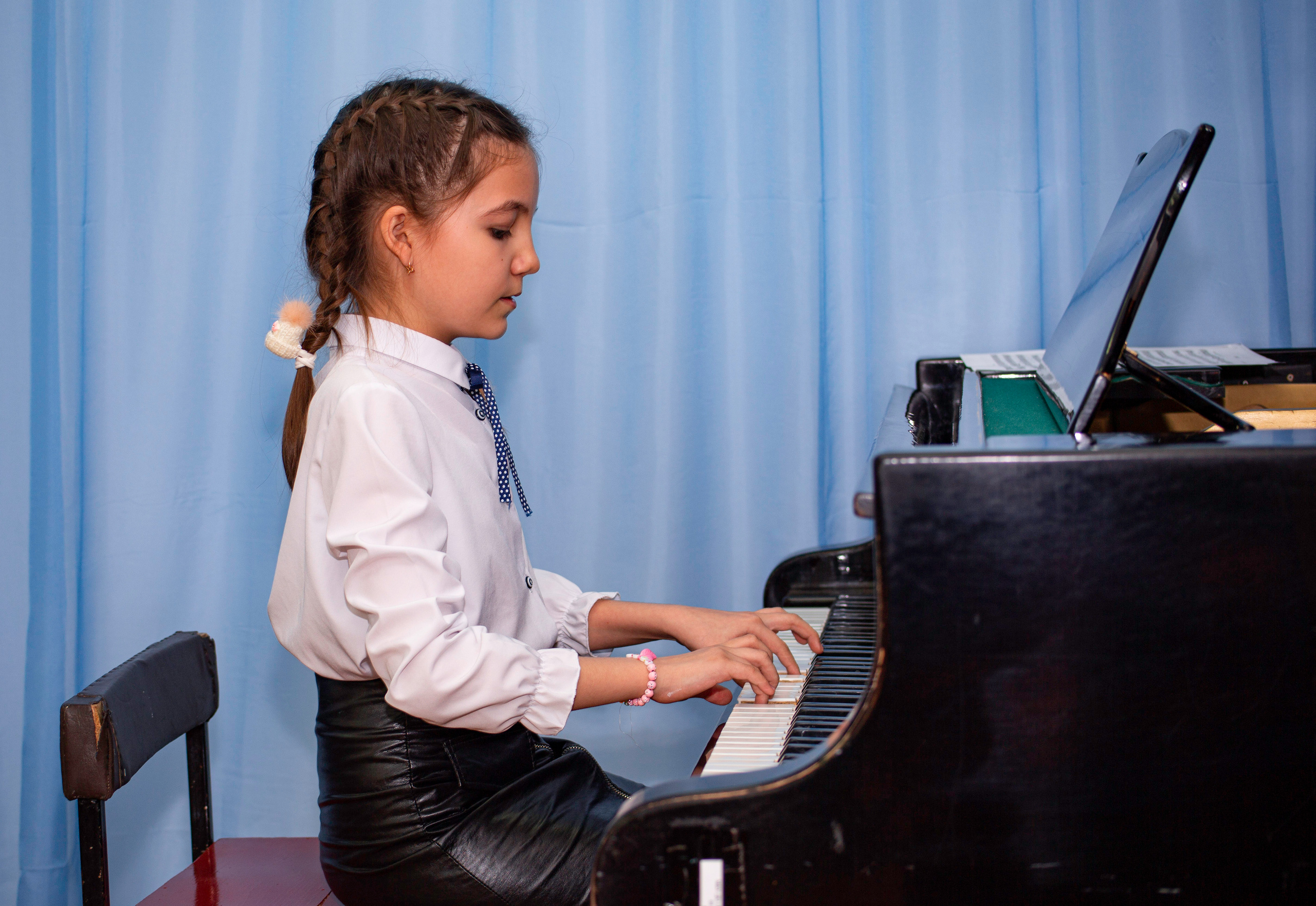 Конкурс юных музыкантов Илекской ДШИ 15.04.2022. Валерий Логачев. Фото, музыка, видео — для души