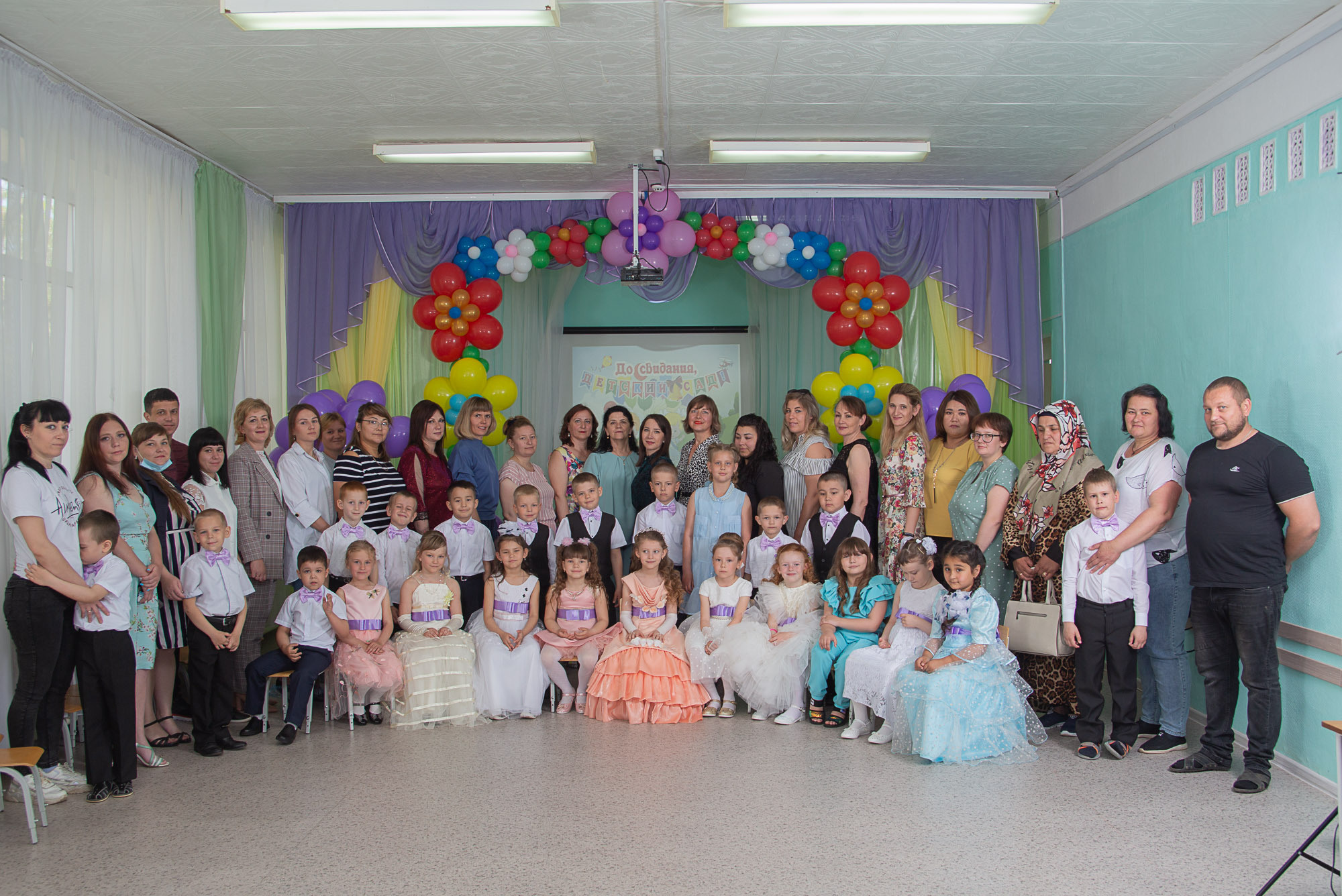 Детский сад № 1 Краснохолм. Выпуск 2022. Валерий Логачев. Фото, музыка, видео — для души