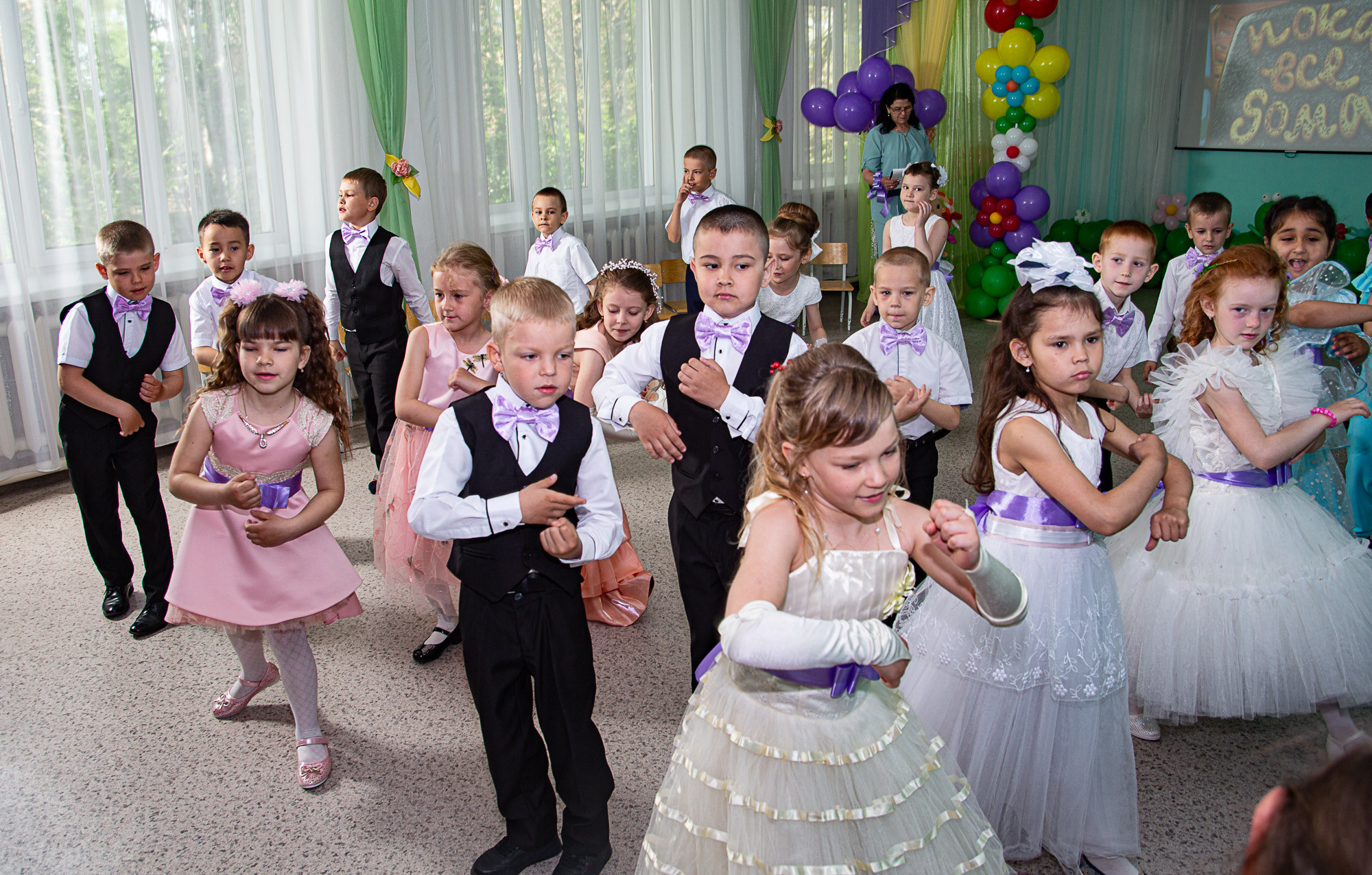 Детский сад № 1 Краснохолм. Выпуск 2022. Валерий Логачев. Фото, музыка, видео — для души