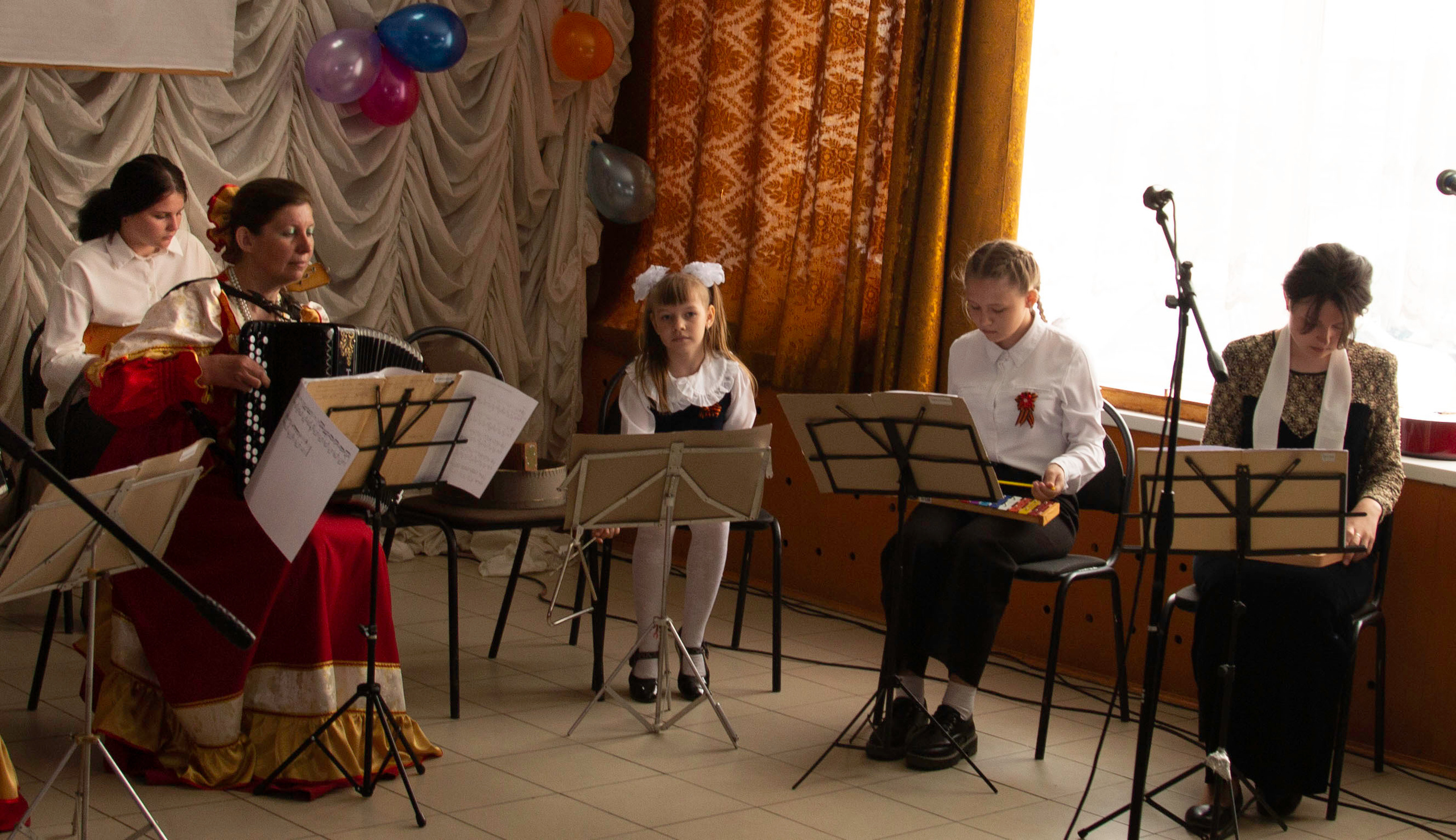 День Победы 2022. Праздничный концерт. Валерий Логачев. Фото, музыка, видео — для души