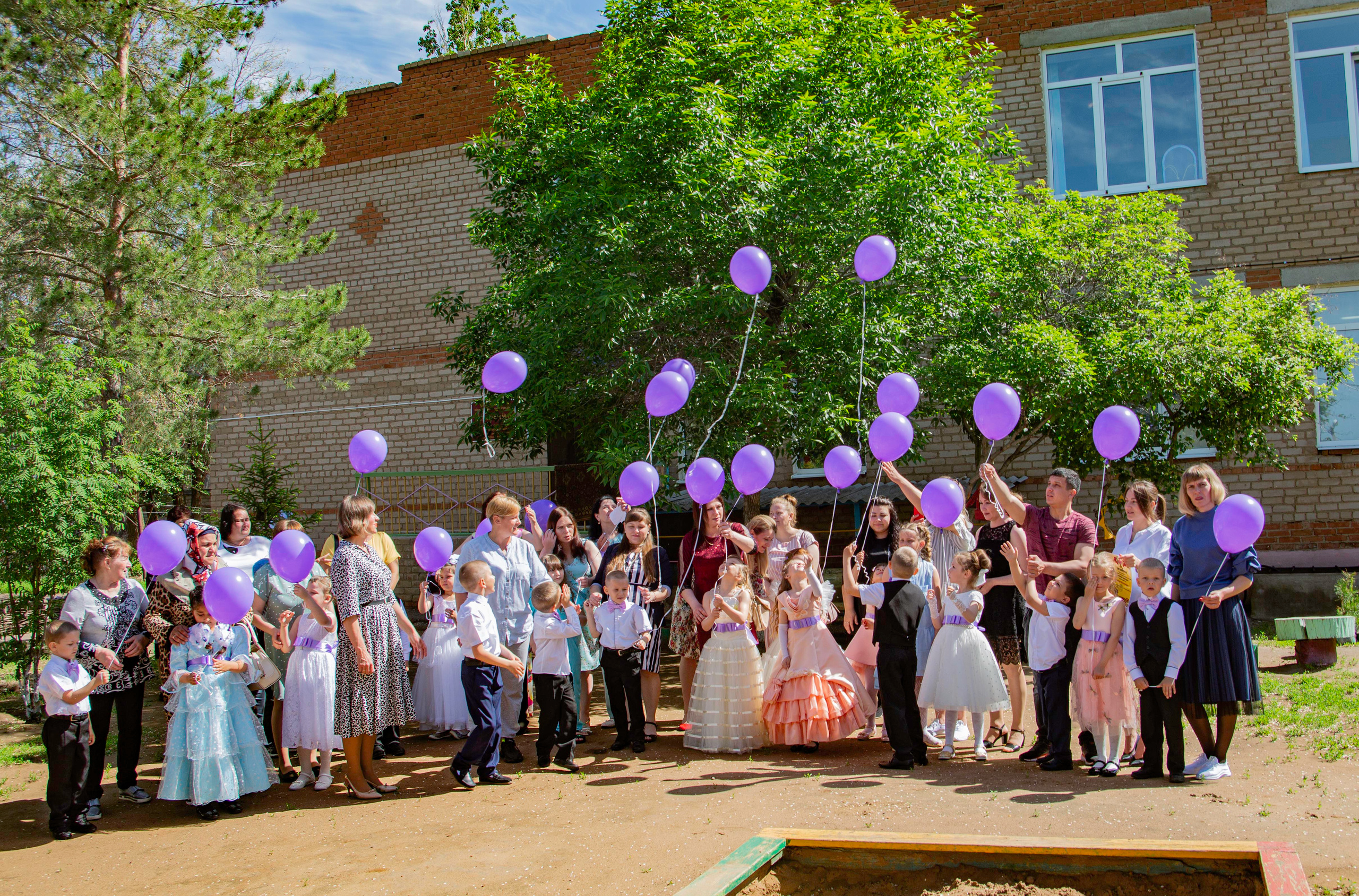 Детский сад № 1 Краснохолм. Выпуск 2022. Валерий Логачев. Фото, музыка, видео — для души