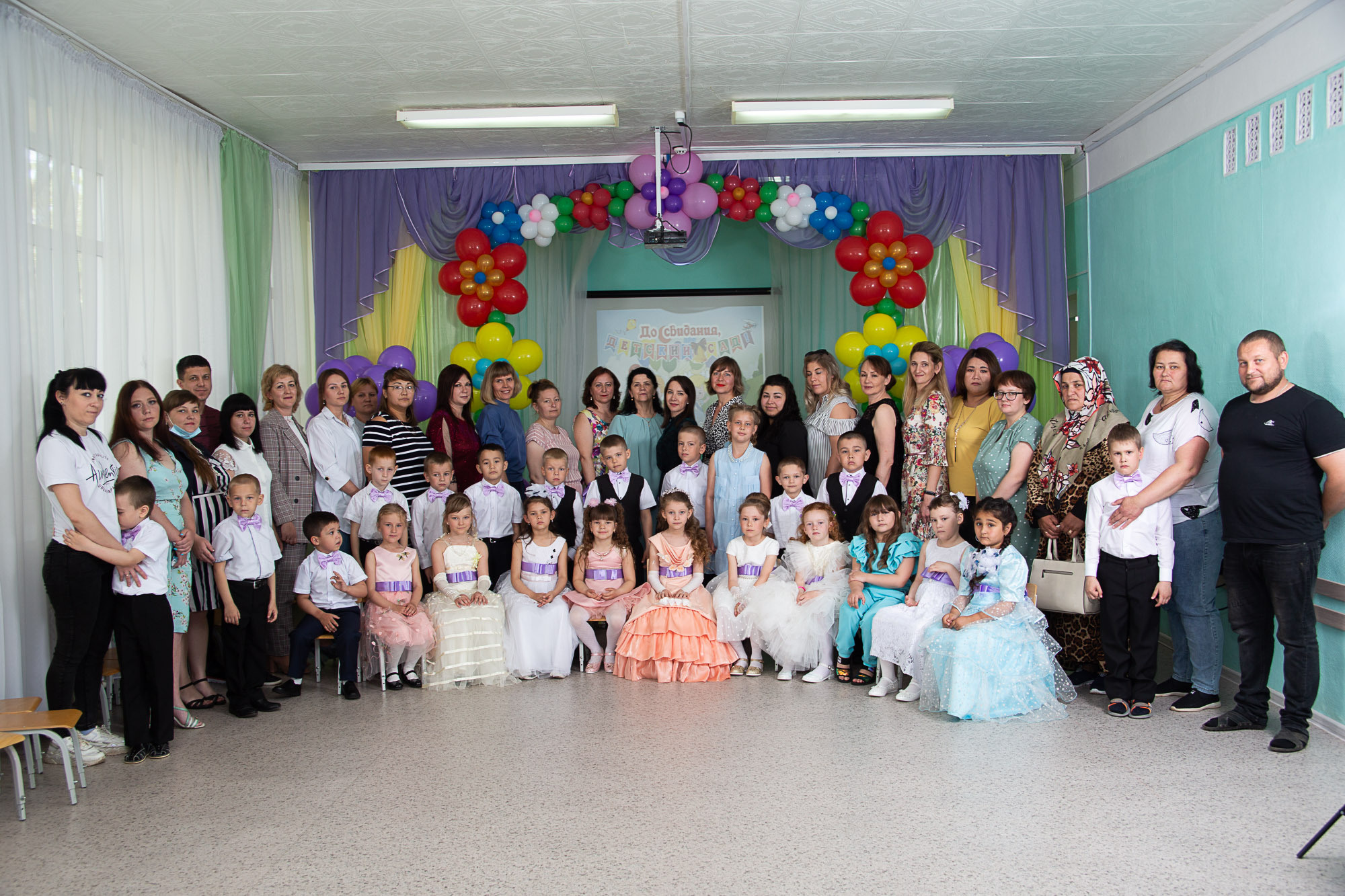 Детский сад № 1 Краснохолм. Выпуск 2022. Валерий Логачев. Фото, музыка, видео — для души