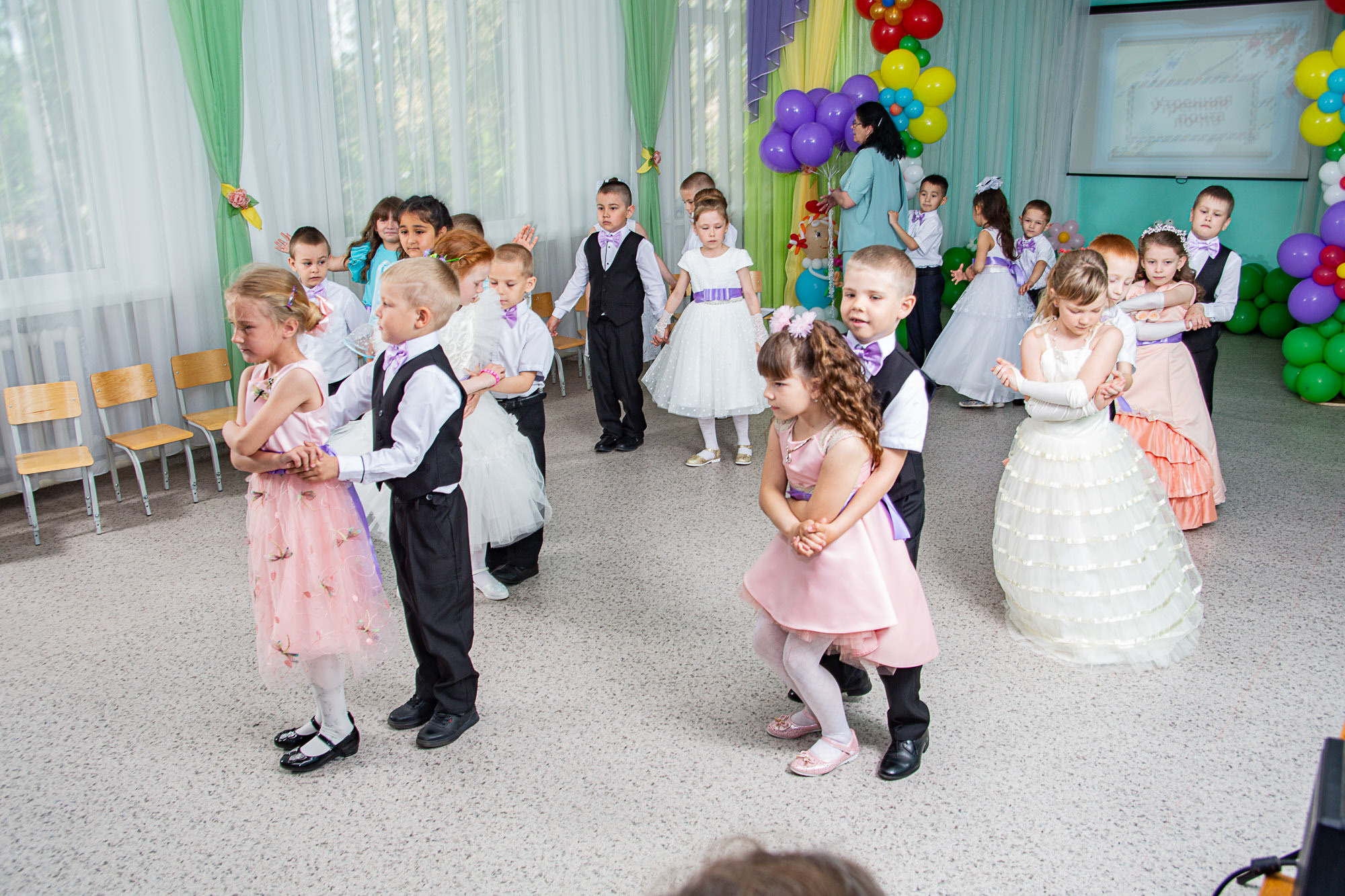 Детский сад № 1 Краснохолм. Выпуск 2022. Валерий Логачев. Фото, музыка, видео — для души