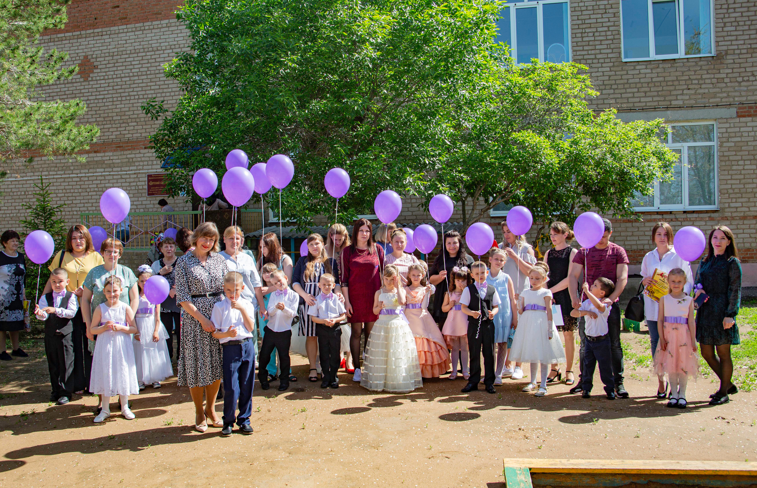 Детский сад № 1 Краснохолм. Выпуск 2022. Валерий Логачев. Фото, музыка, видео — для души