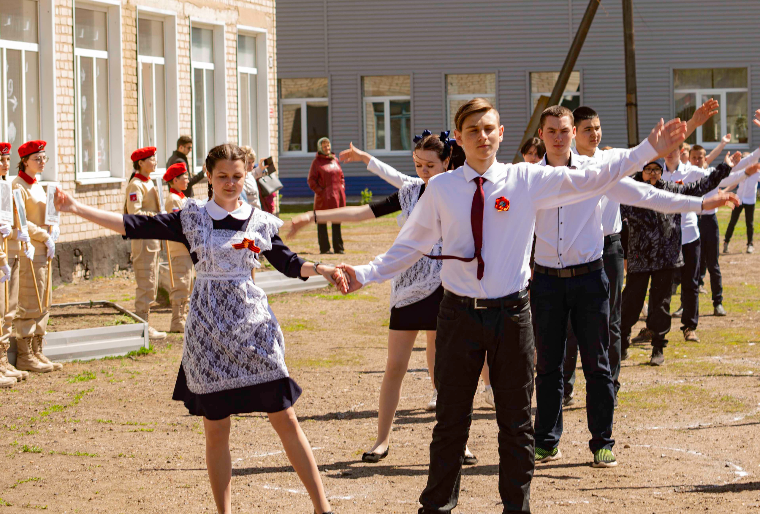 Венский вальс — с Днем Победы!. Валерий Логачев. Фото, музыка, видео — для души