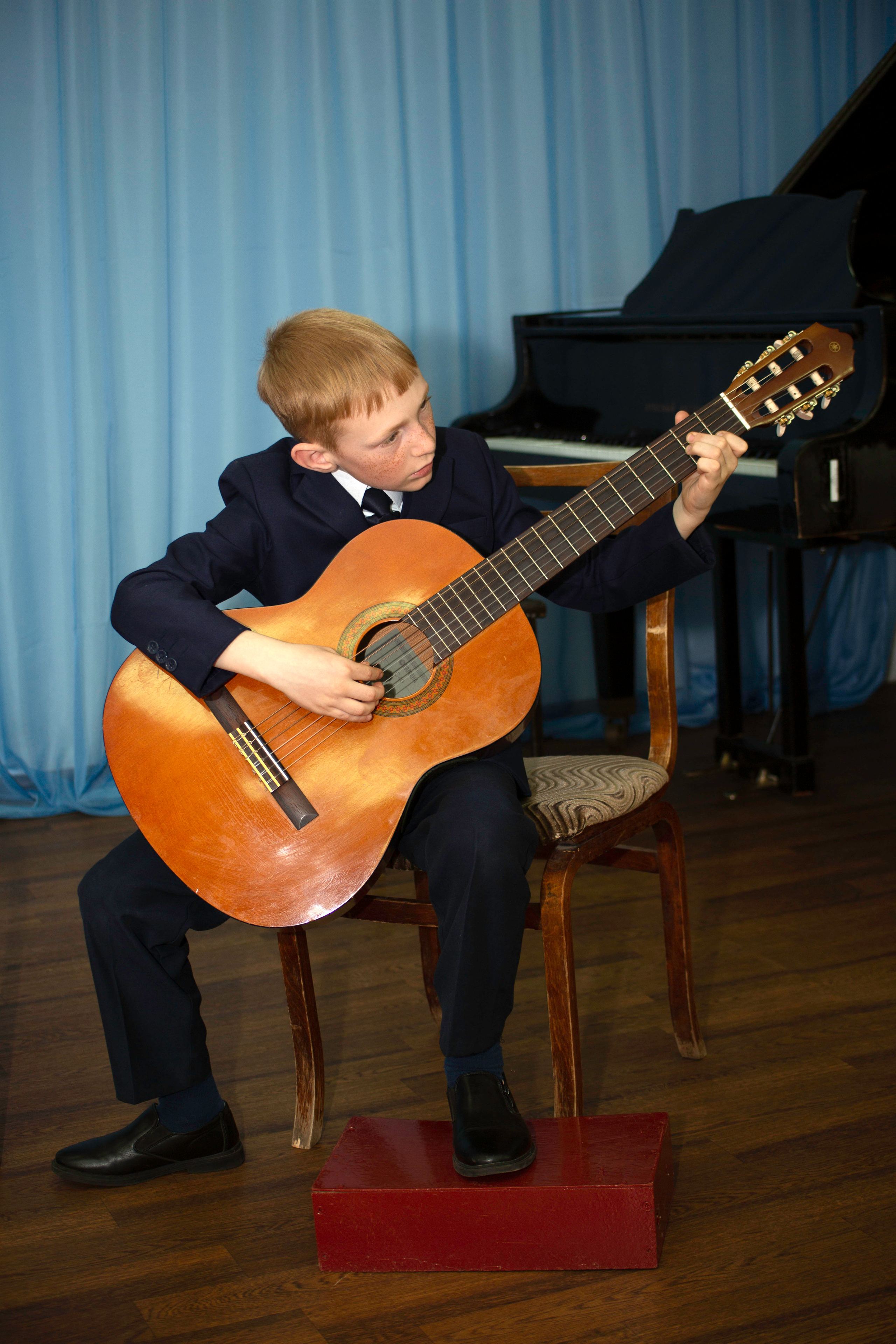 Конкурс юных музыкантов Илекской ДШИ 15.04.2022. Валерий Логачев. Фото, музыка, видео — для души