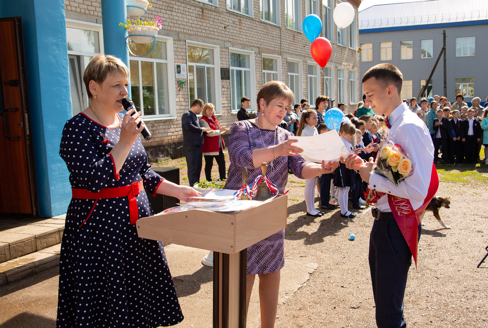 Последний звонок 2022. Валерий Логачев. Фото, музыка, видео — для души