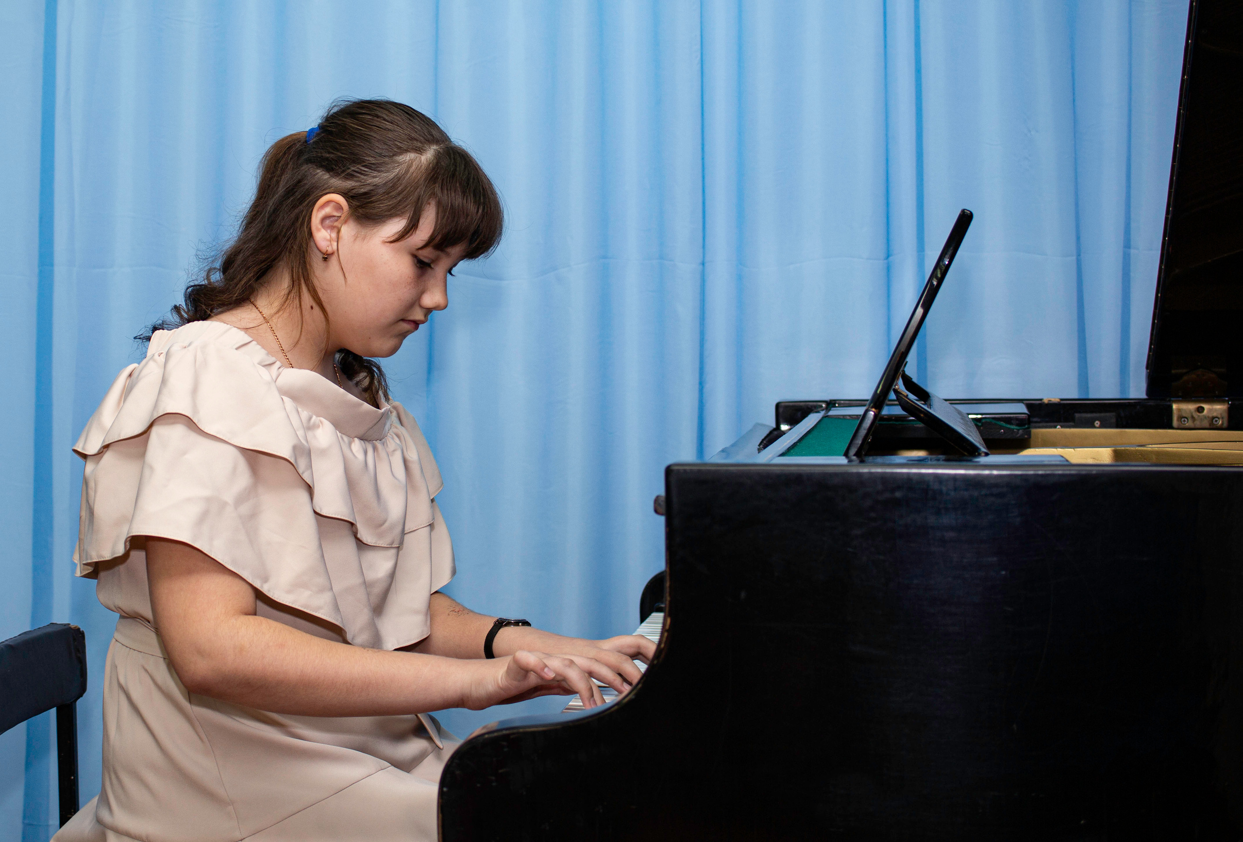 Конкурс юных музыкантов Илекской ДШИ 15.04.2022. Валерий Логачев. Фото, музыка, видео — для души