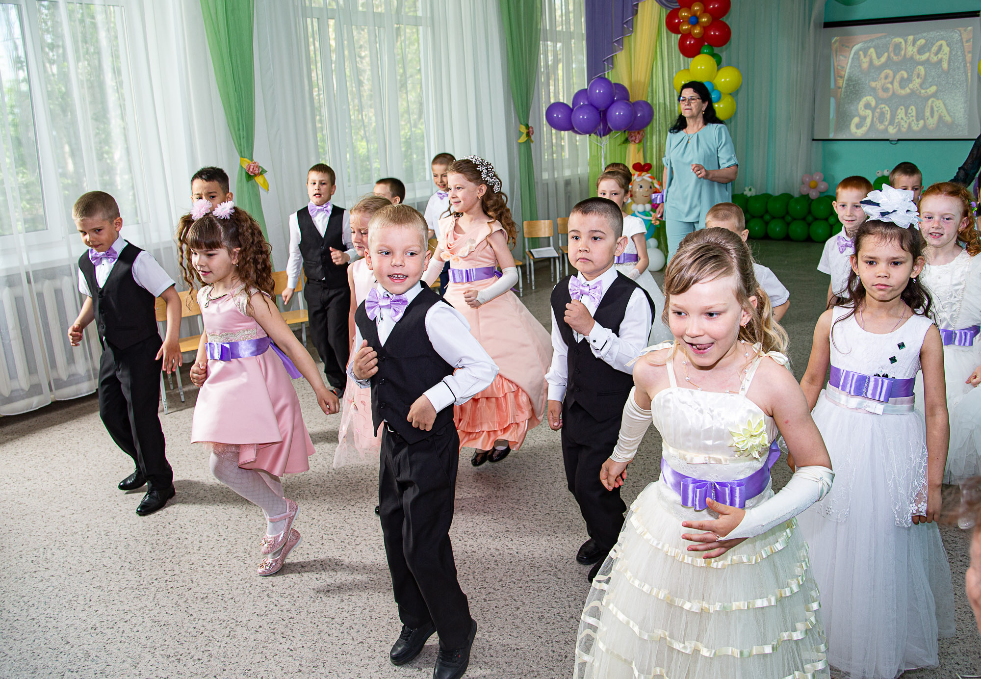 Детский сад № 1 Краснохолм. Выпуск 2022. Валерий Логачев. Фото, музыка, видео — для души