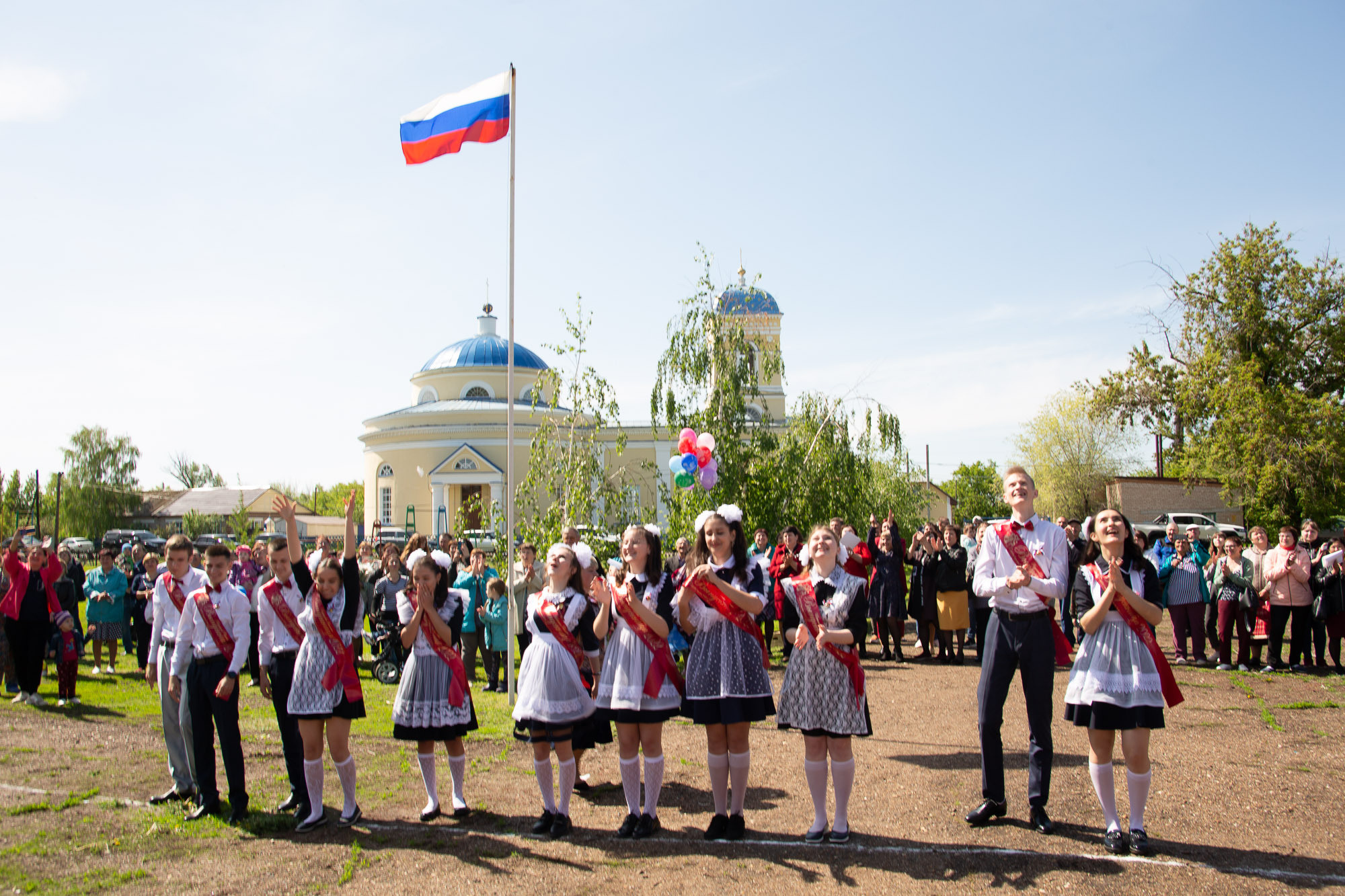 Последний звонок 2022. Валерий Логачев. Фото, музыка, видео — для души