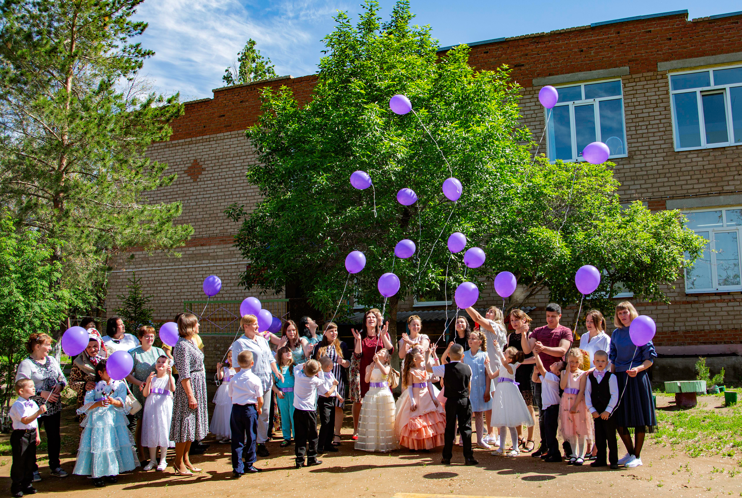 Детский сад № 1 Краснохолм. Выпуск 2022. Валерий Логачев. Фото, музыка, видео — для души