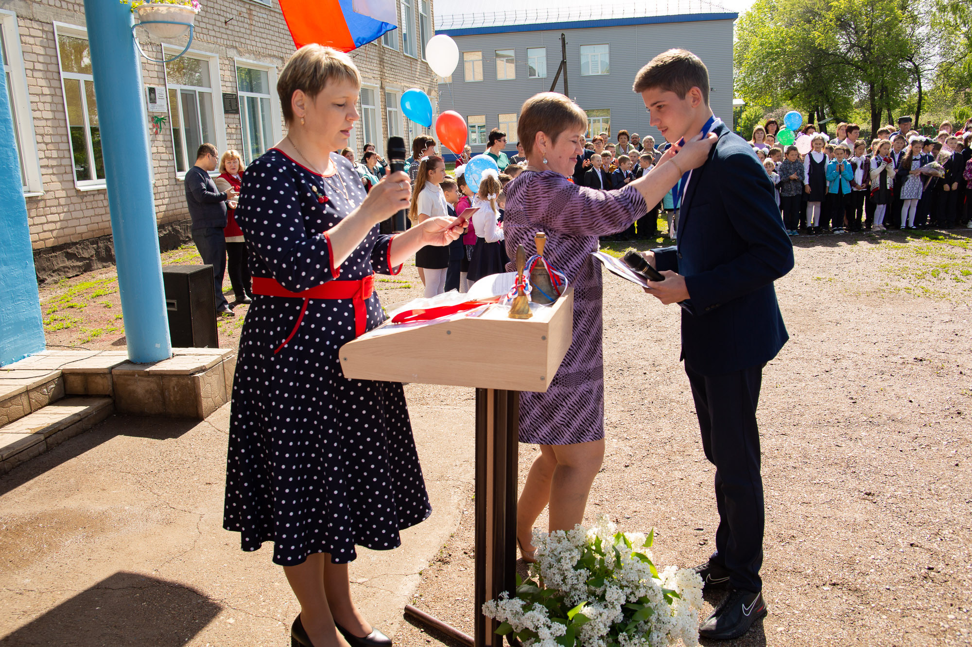Последний звонок 2022. Валерий Логачев. Фото, музыка, видео — для души