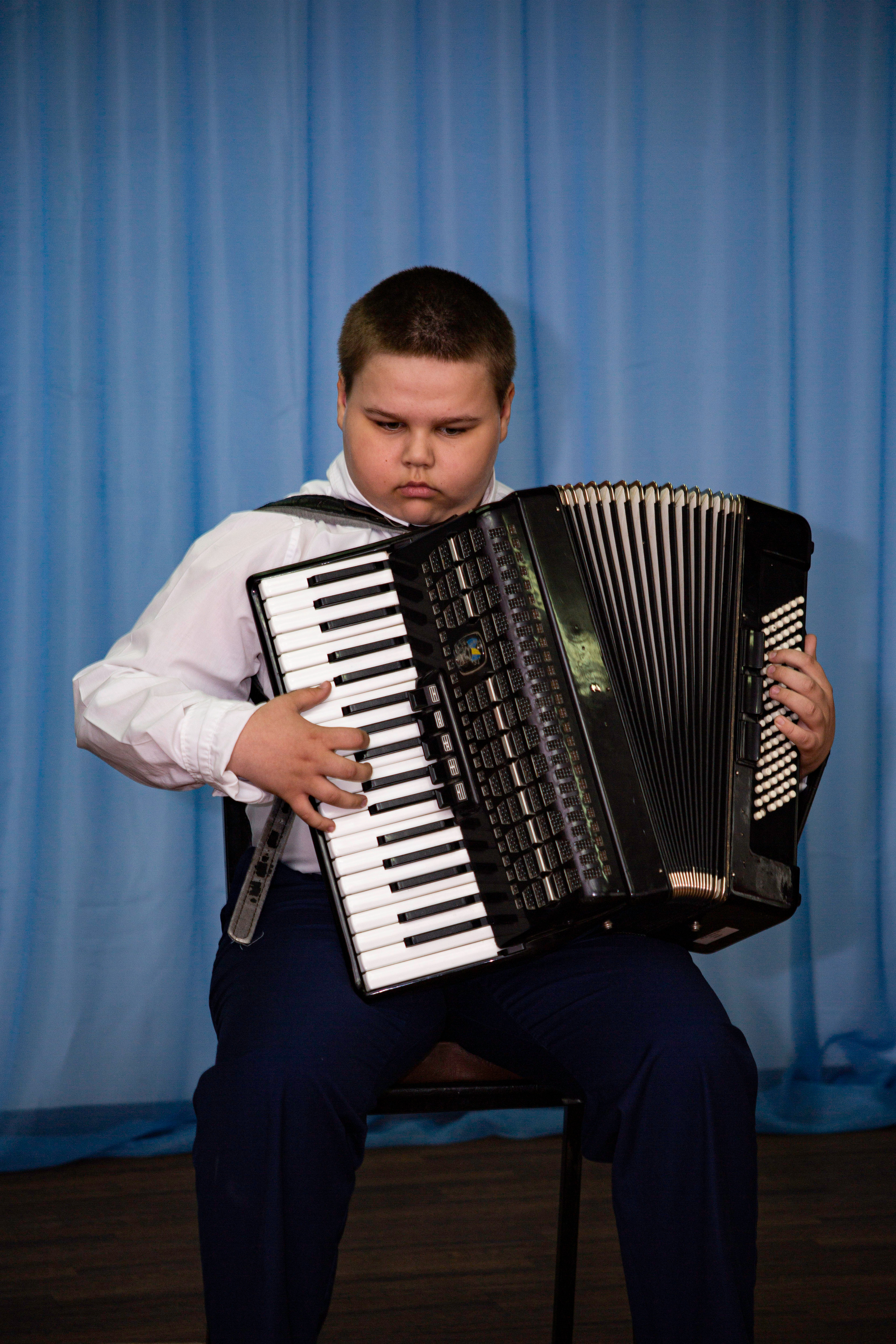 Конкурс юных музыкантов Илекской ДШИ 15.04.2022. Валерий Логачев. Фото, музыка, видео — для души