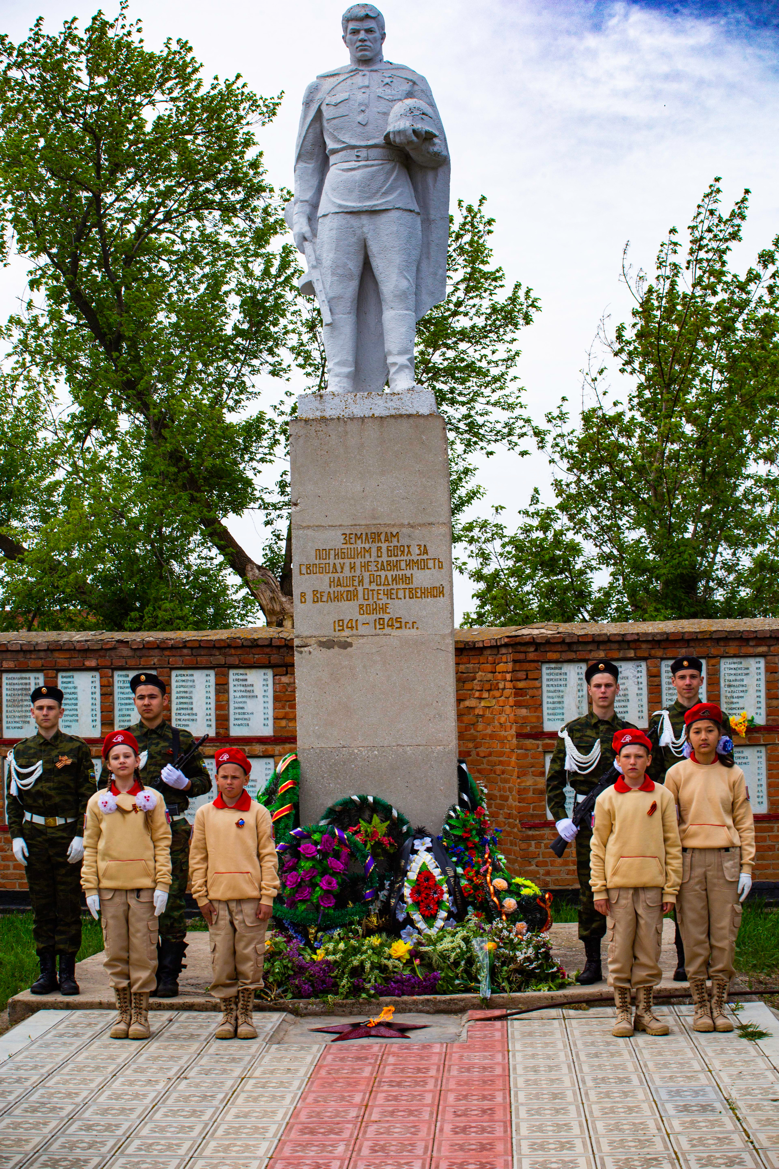 День Победы 2022. Митинг. Валерий Логачев. Фото, музыка, видео — для души