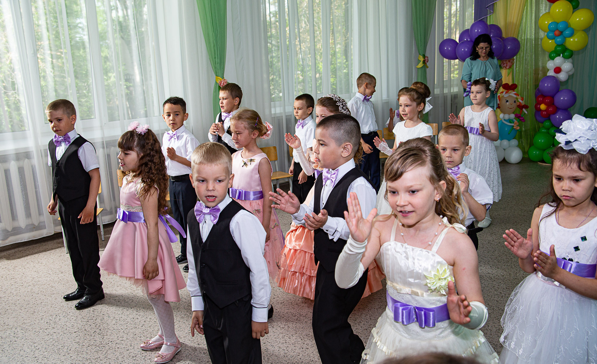 Детский сад № 1 Краснохолм. Выпуск 2022. Валерий Логачев. Фото, музыка, видео — для души