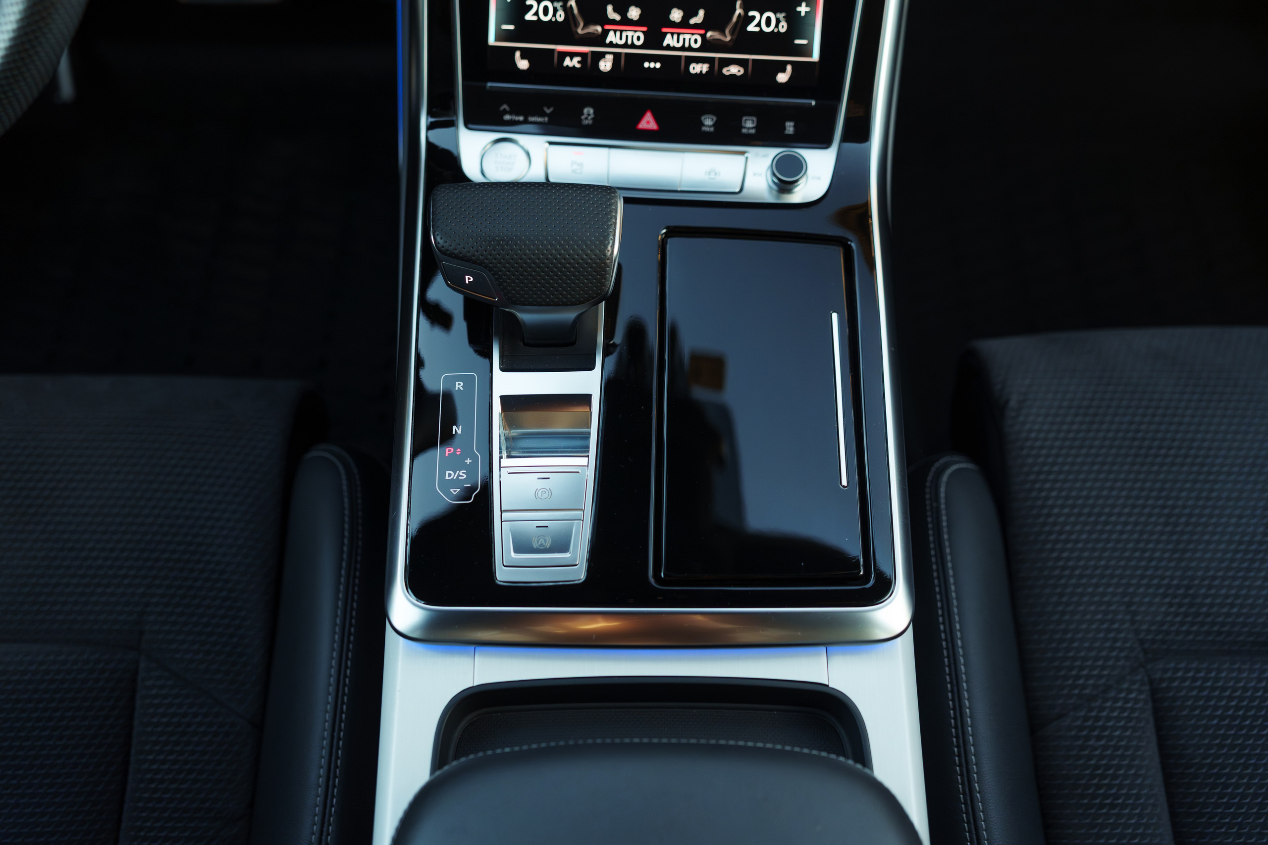 Audi Q8. Фотограф в СПБ Алмаз Камаев