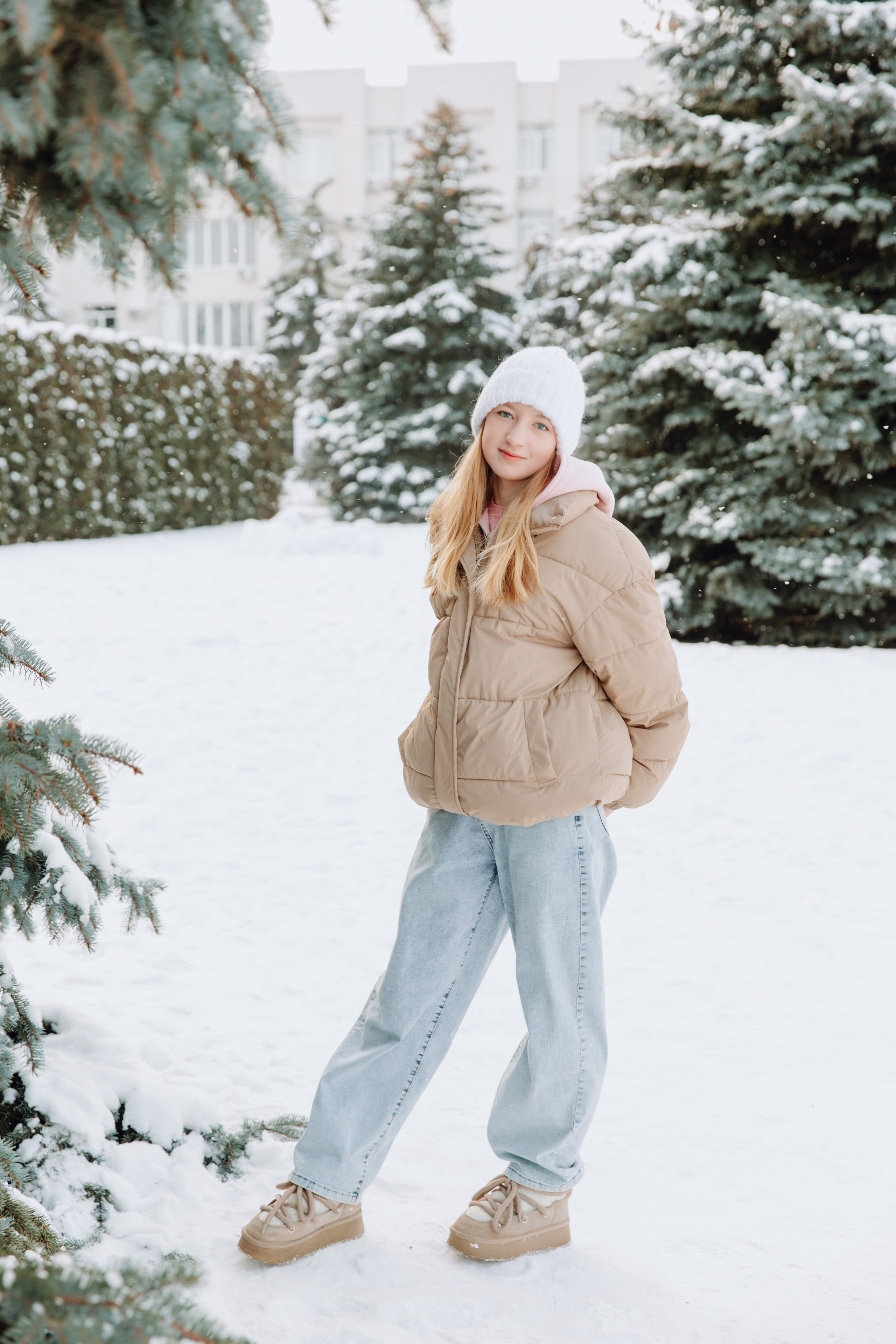 Школьные альбомы в Чернянке. Фотограф Максим Никонов