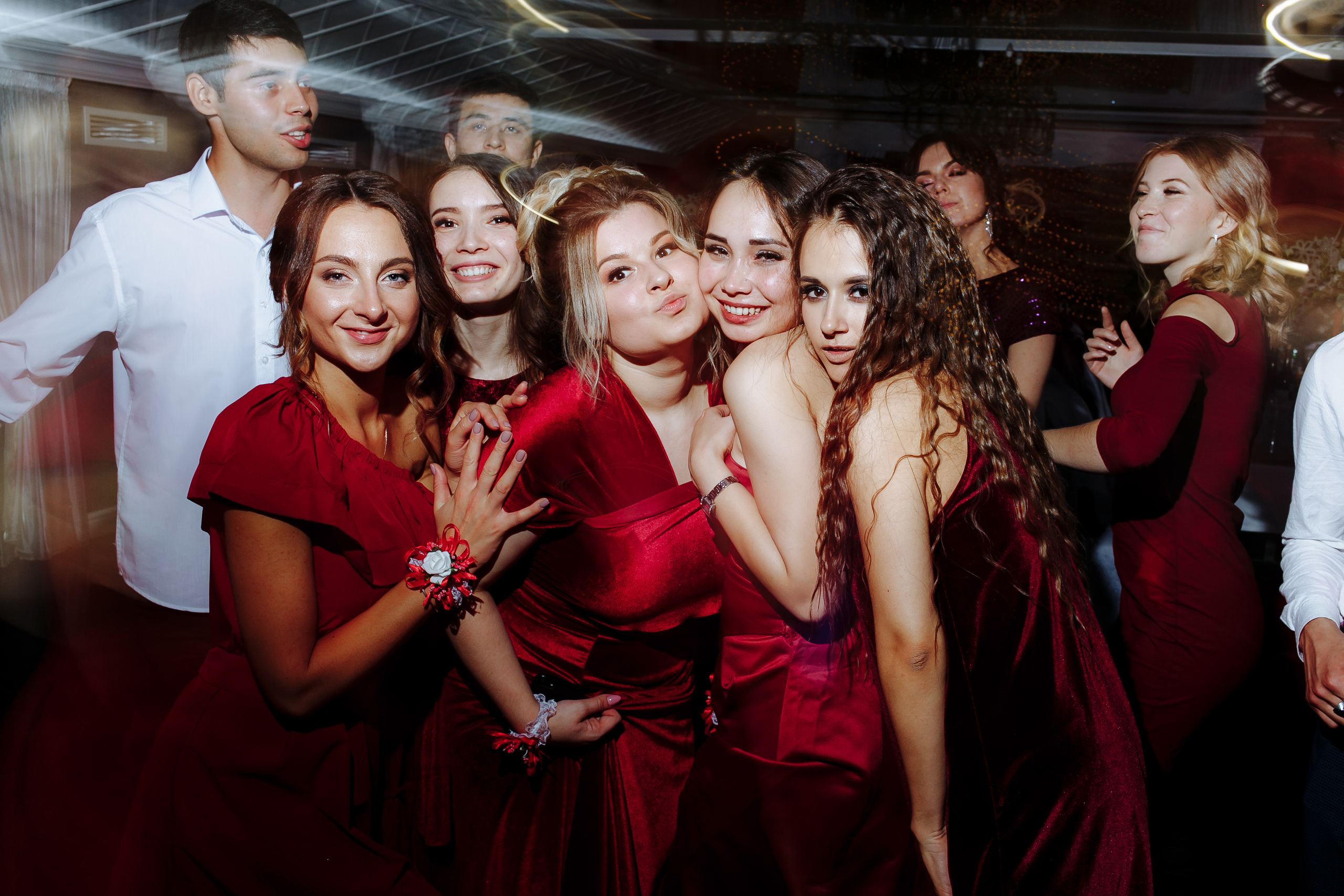 Элегантность. Сдержанность. Но эмоции прорвались!). Фотограф  Уфа, Москва, Казань, Питер Ильдар Кудабаев