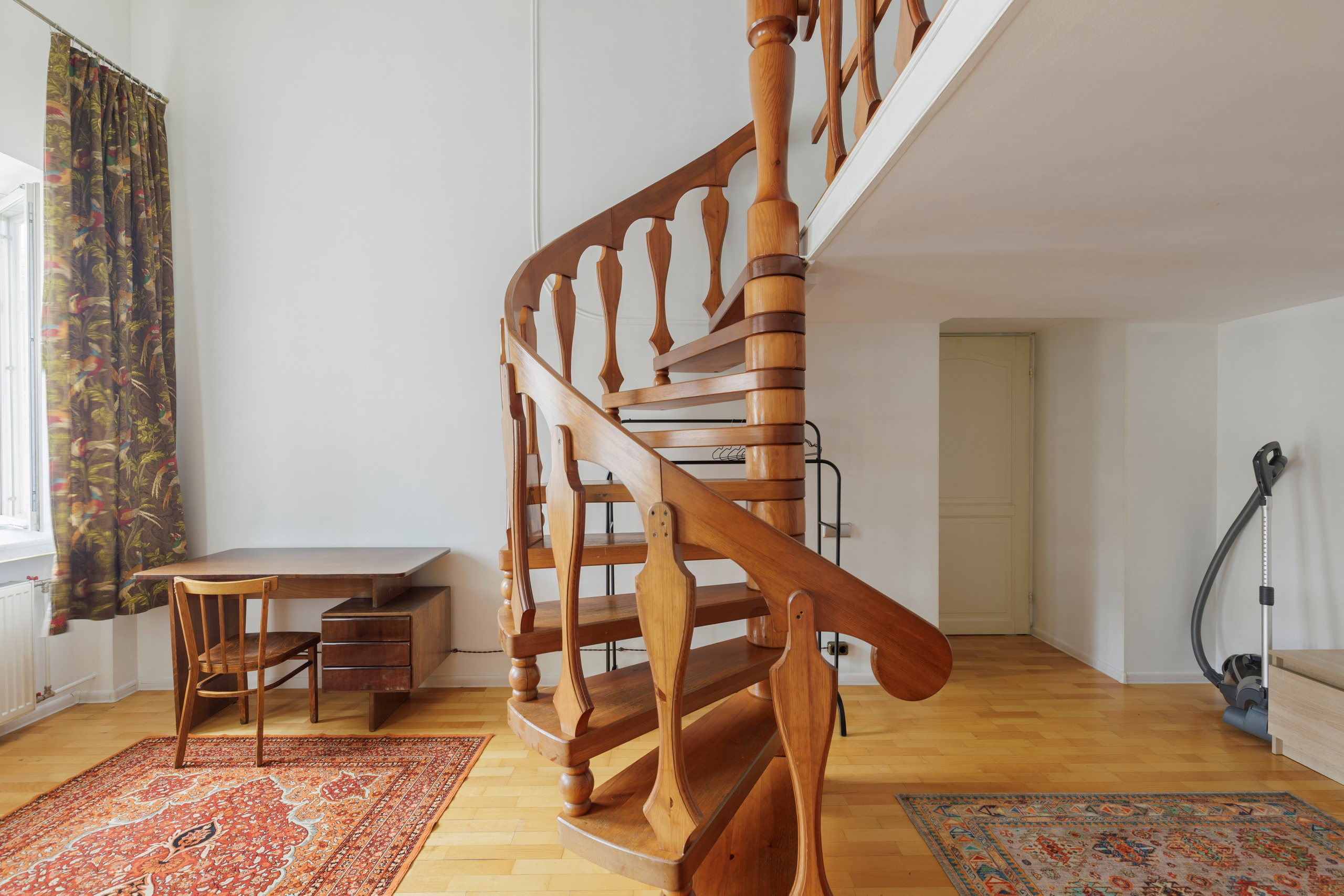 Квартира на продажу/в аренду. Фотограф интерьера, мебели и портрета в Санкт-Петербурге