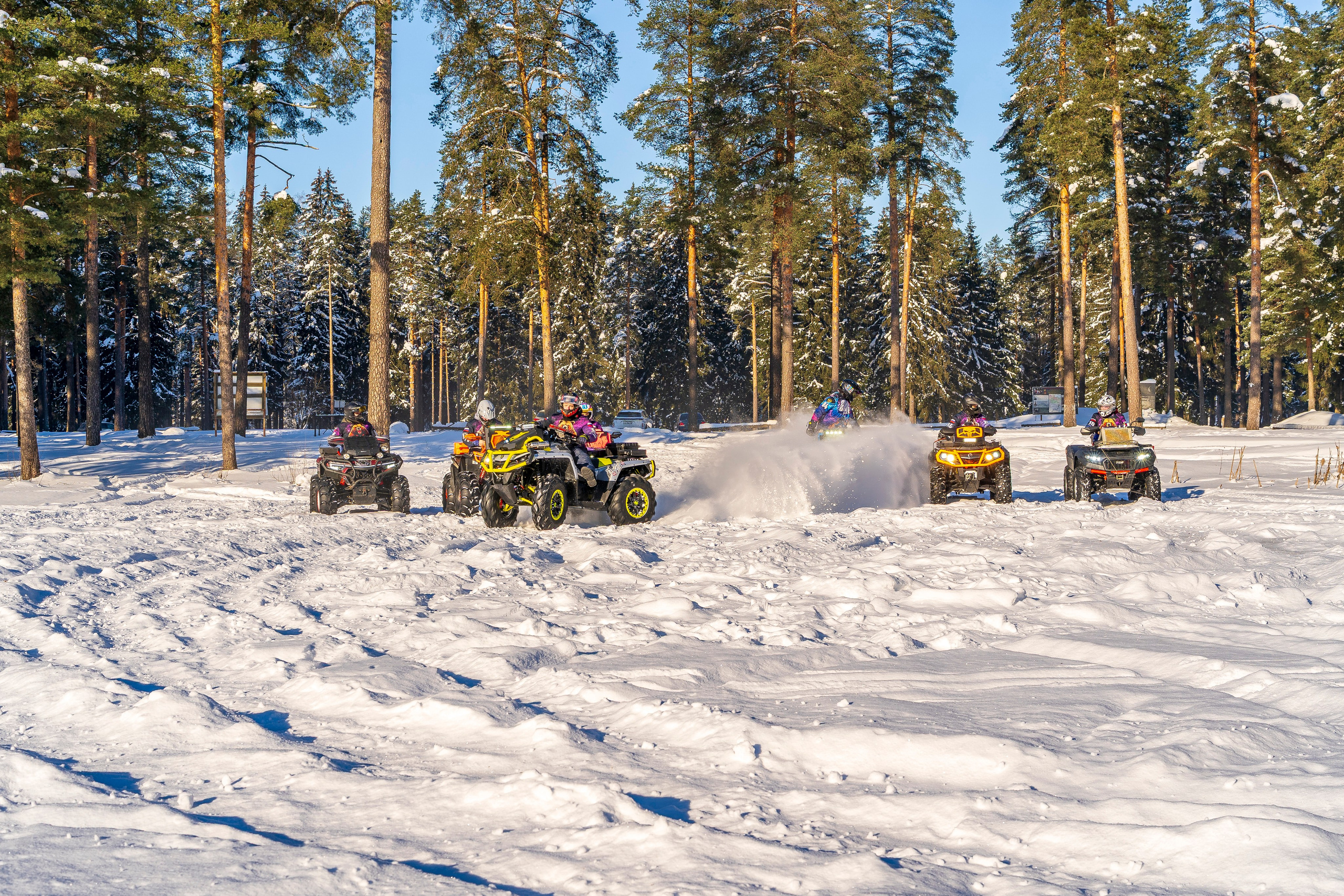 Кудрово ATV. Графический дизайнер Илья Левченко
