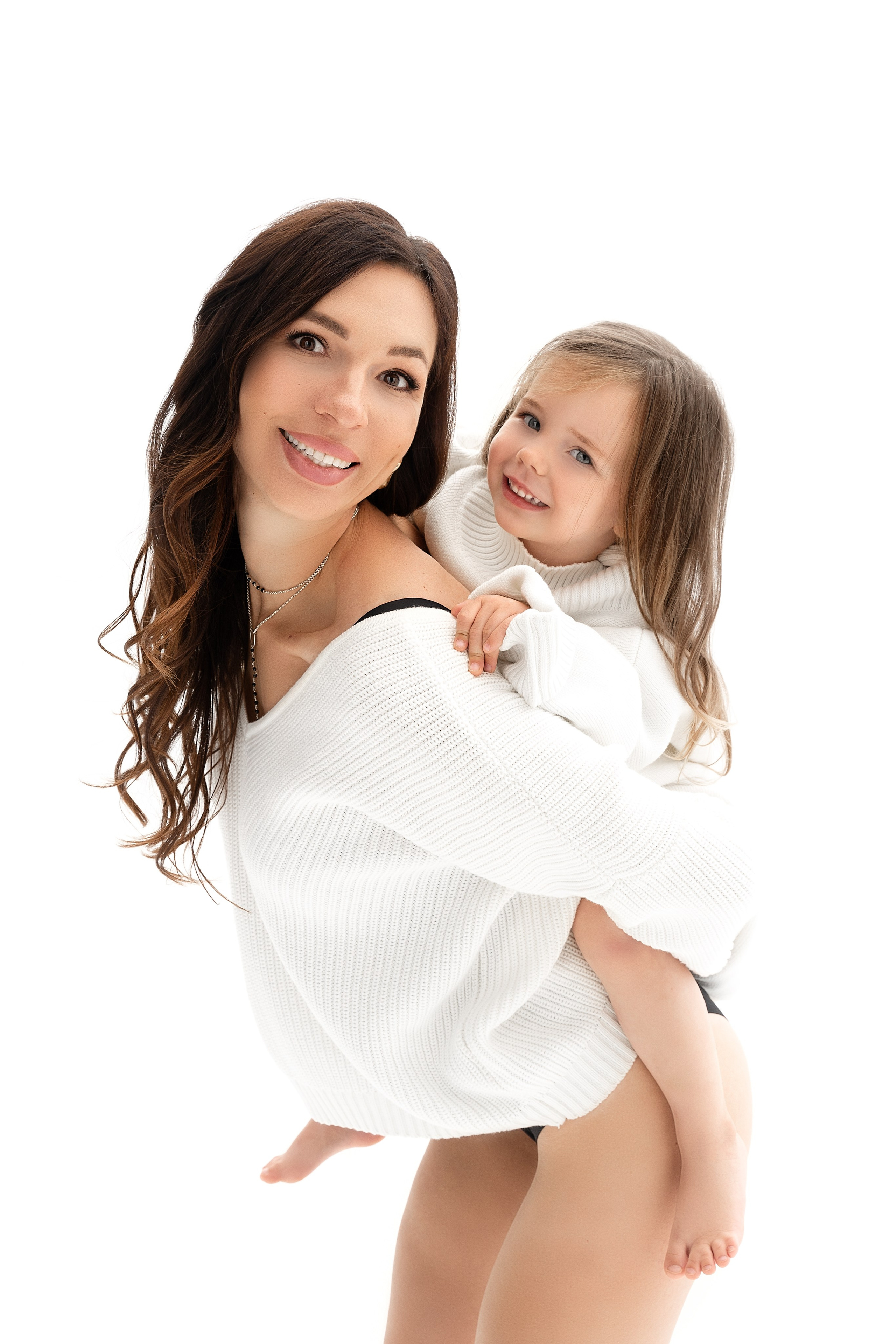 Материнство, семейная съёмка. Юлия Амели — фотограф беременности и материнства во Владивостоке