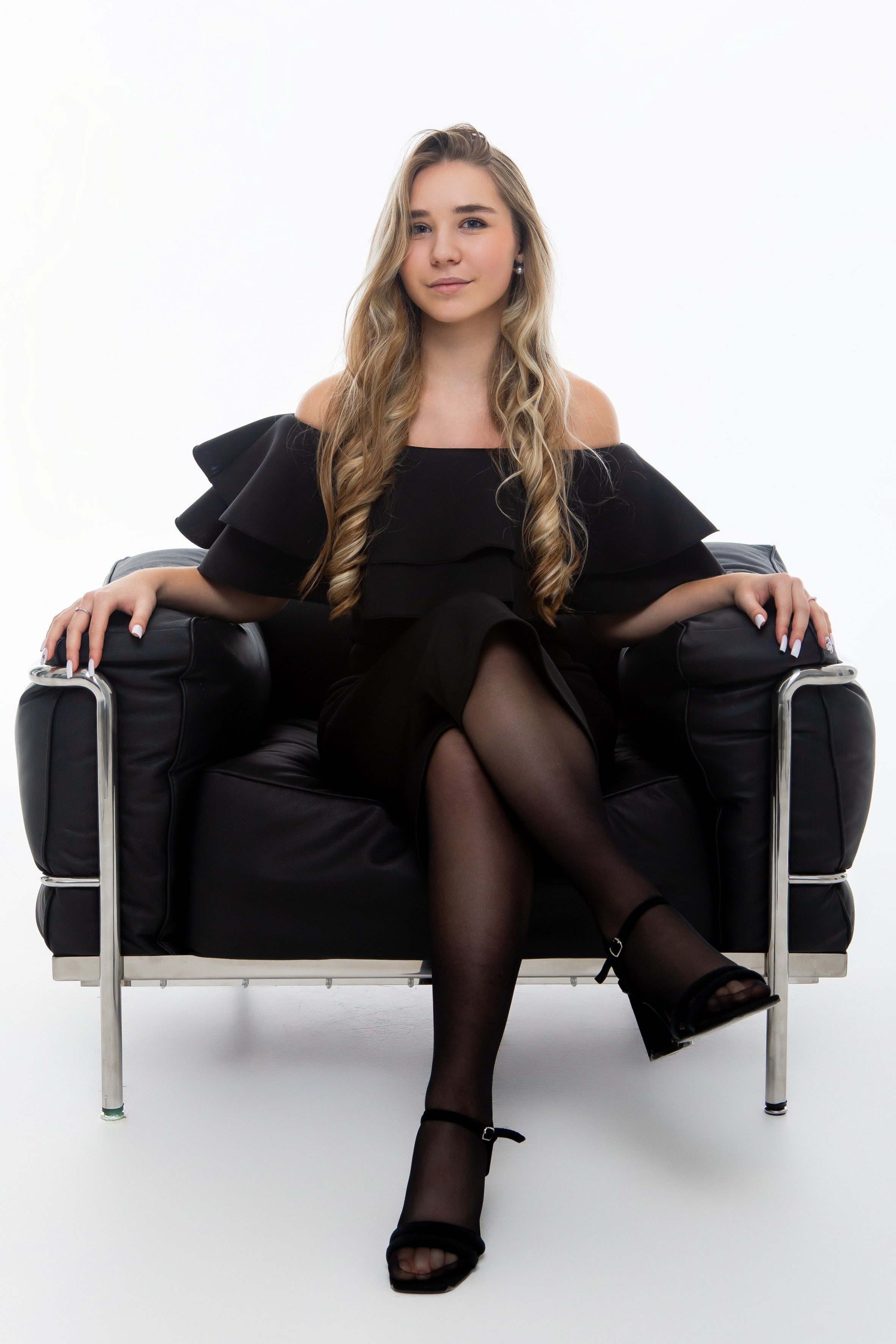 Студия Гимназия 12 11 А 2024 г. Свадебный и портретный Фотограф в Липецке Дмитрий Котюков