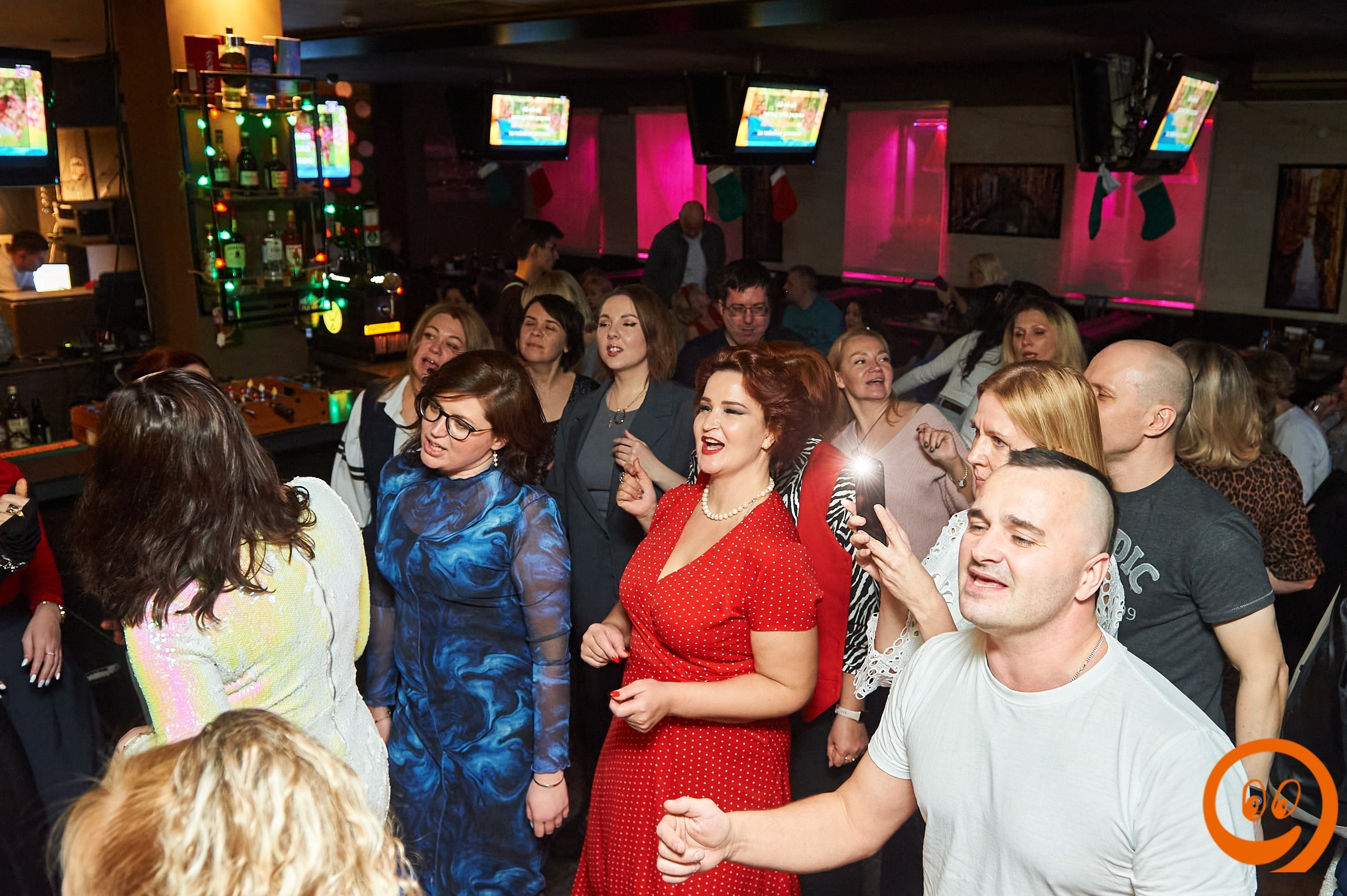 Поющие в ночи. Караоке-вечеринка | 06.01.25. Галерея Фантим