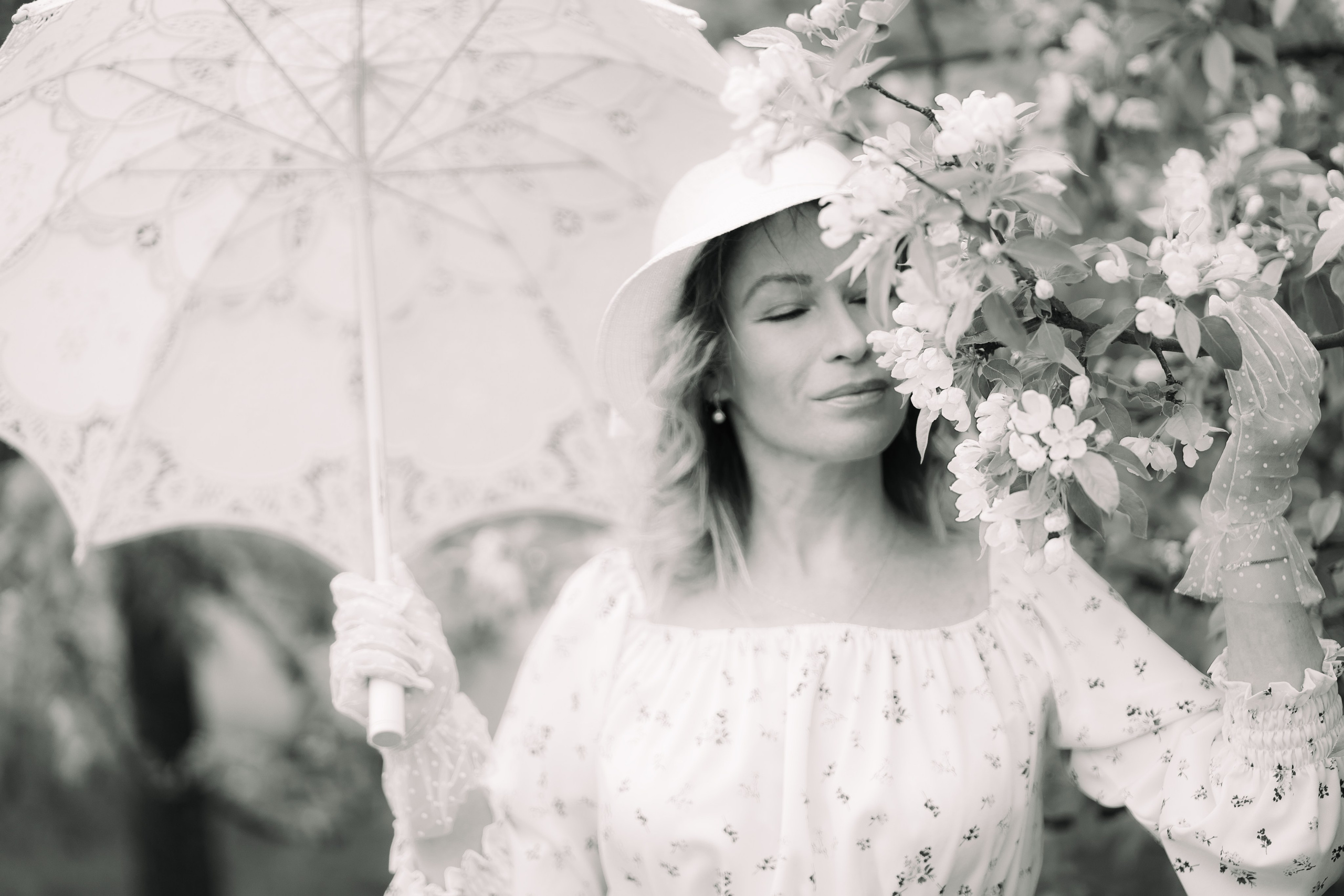 Прогулка с цветущем саду. Семейный и детский фотограф Ирина Ильиных-Вольная в Москве и не только