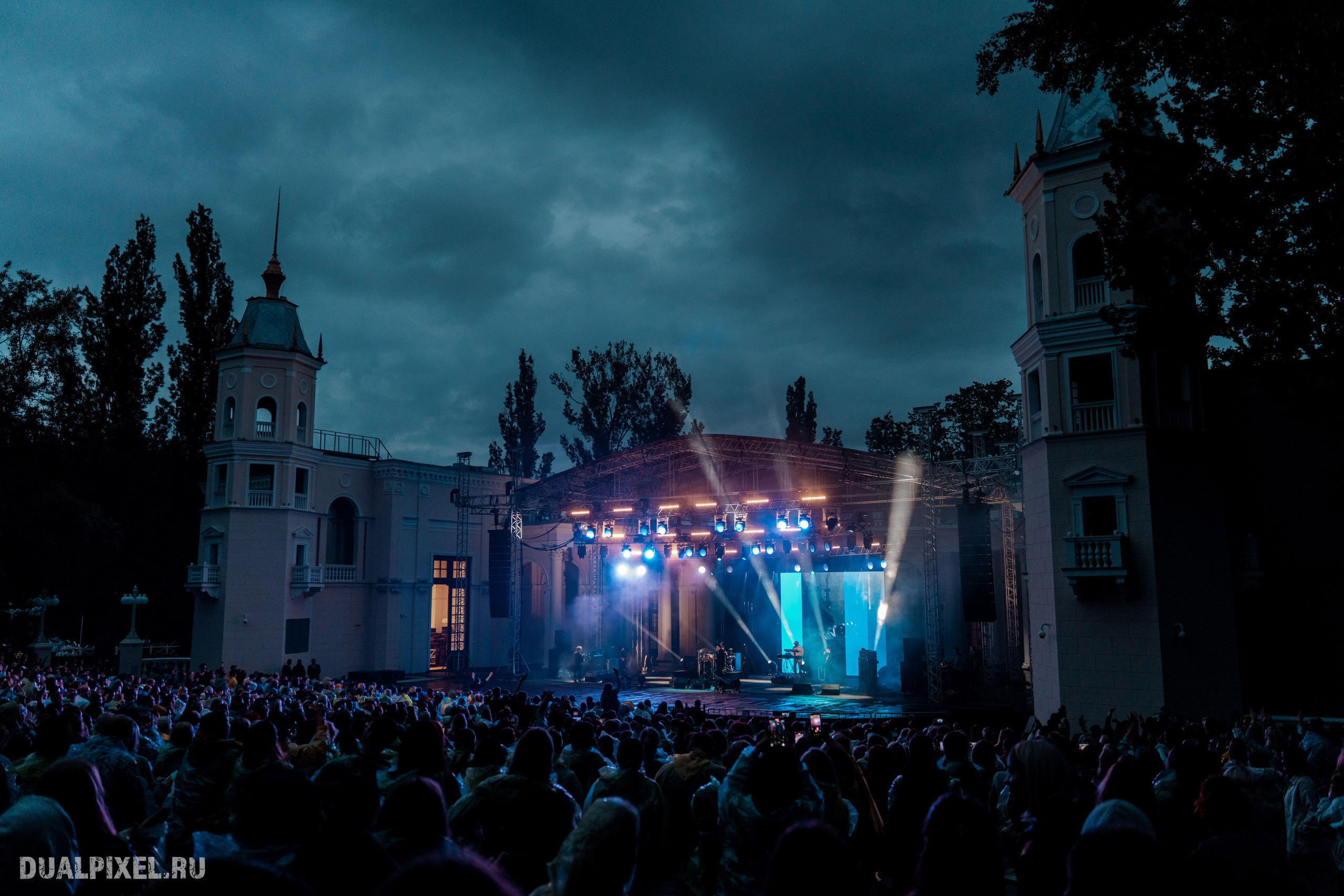 Танцы Минус. Магия музыки в кадре: Концертная Фотография