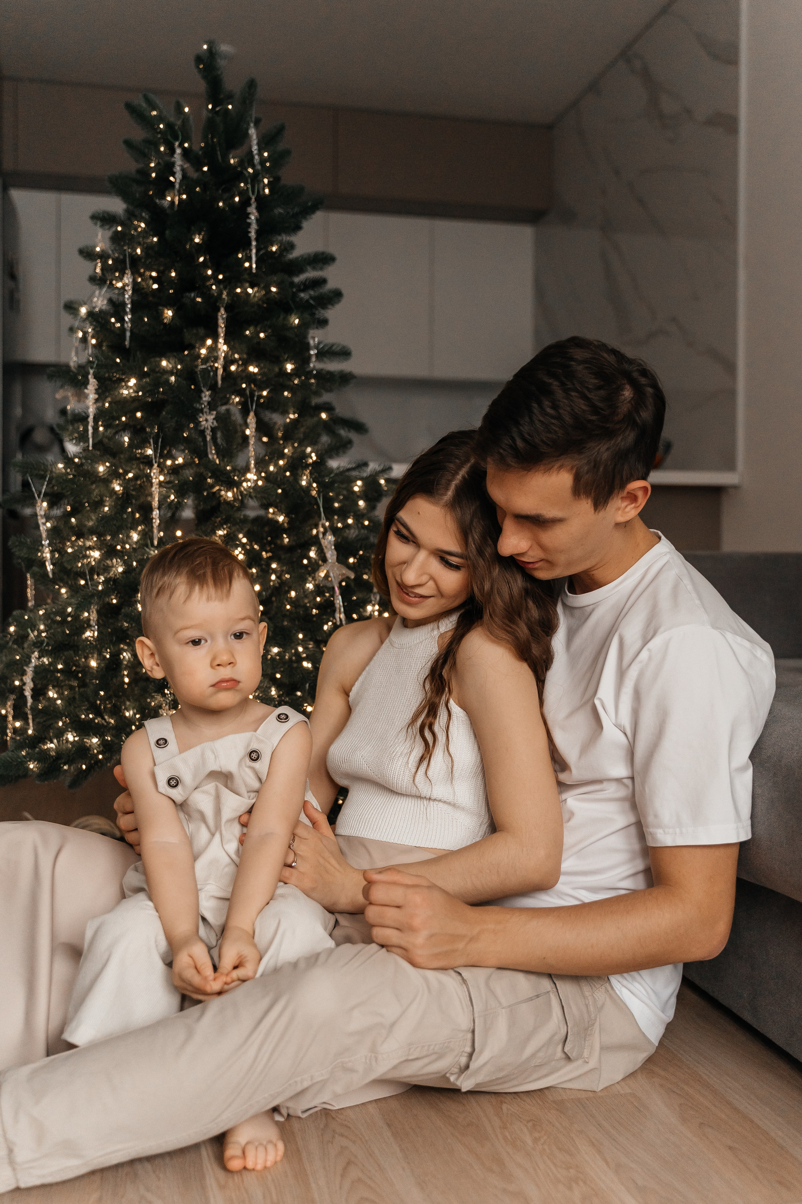 Вадим, Юля и Мирон. Волик Мария