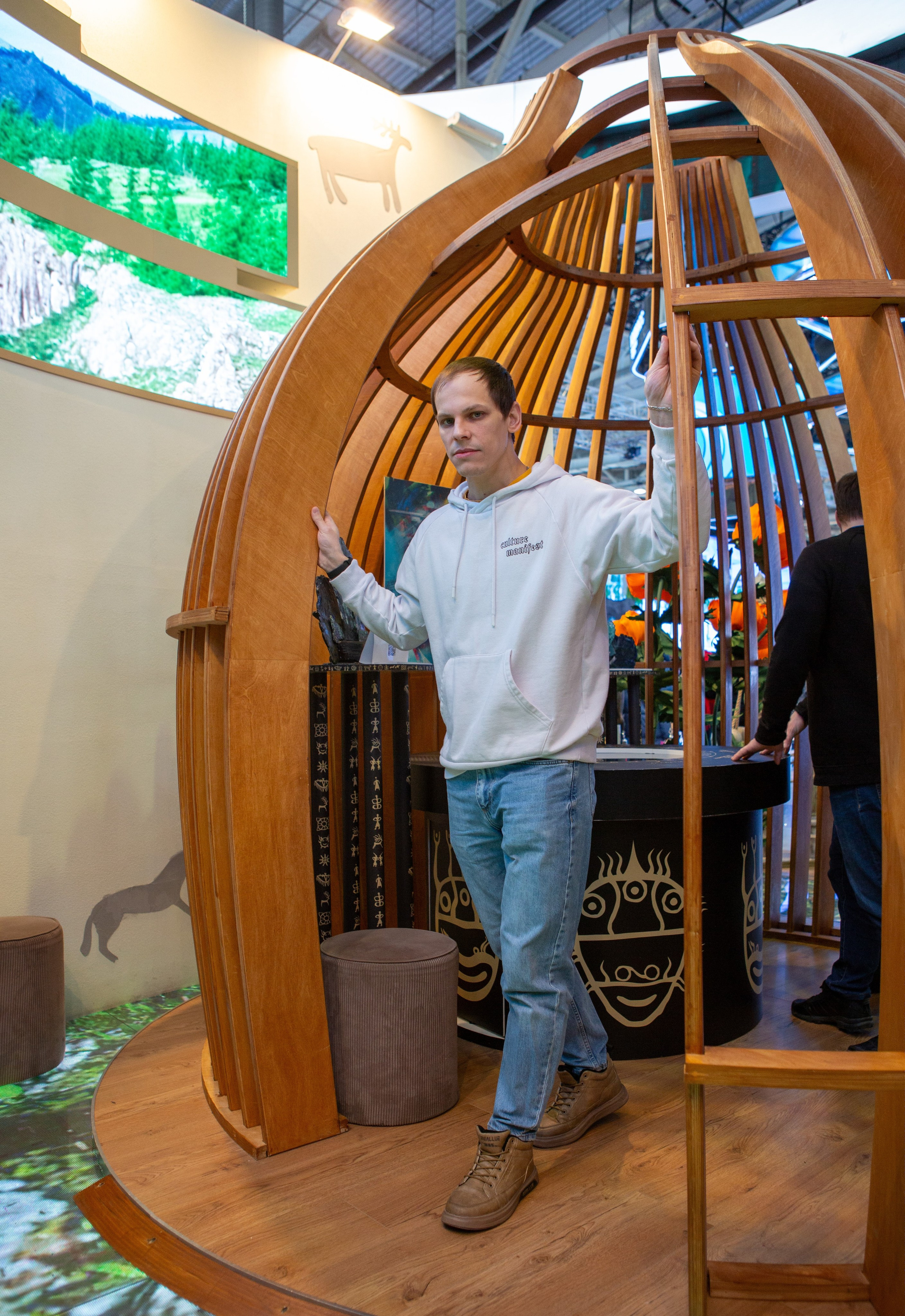 Игорь. Портретная фотосъемка на форуме Россия. Репортажный, семейный, свадебный, портретный фотограф