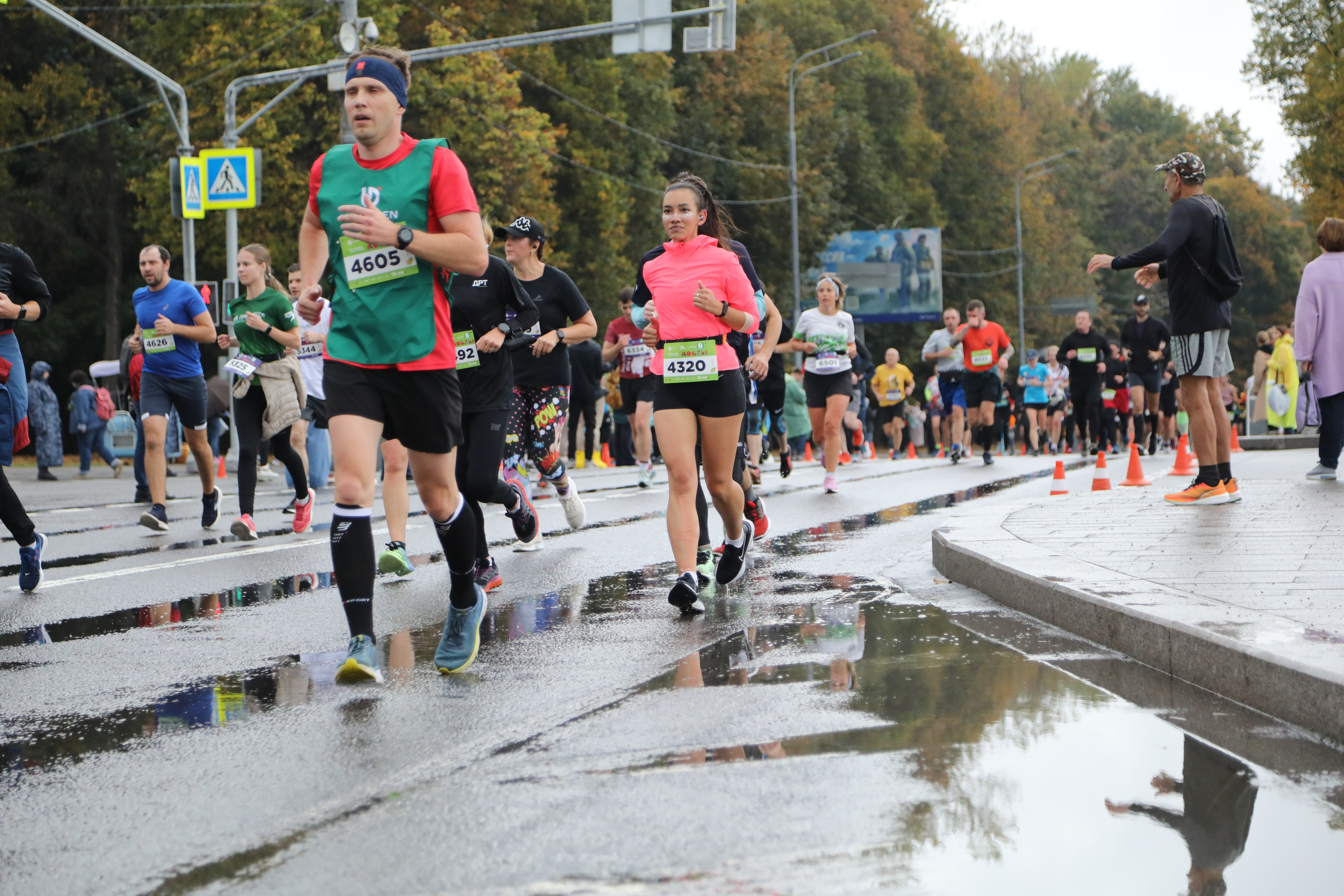 Полумарафон Моя столица, 1 октября 2023 г. Фотограф Сергей Ловкий