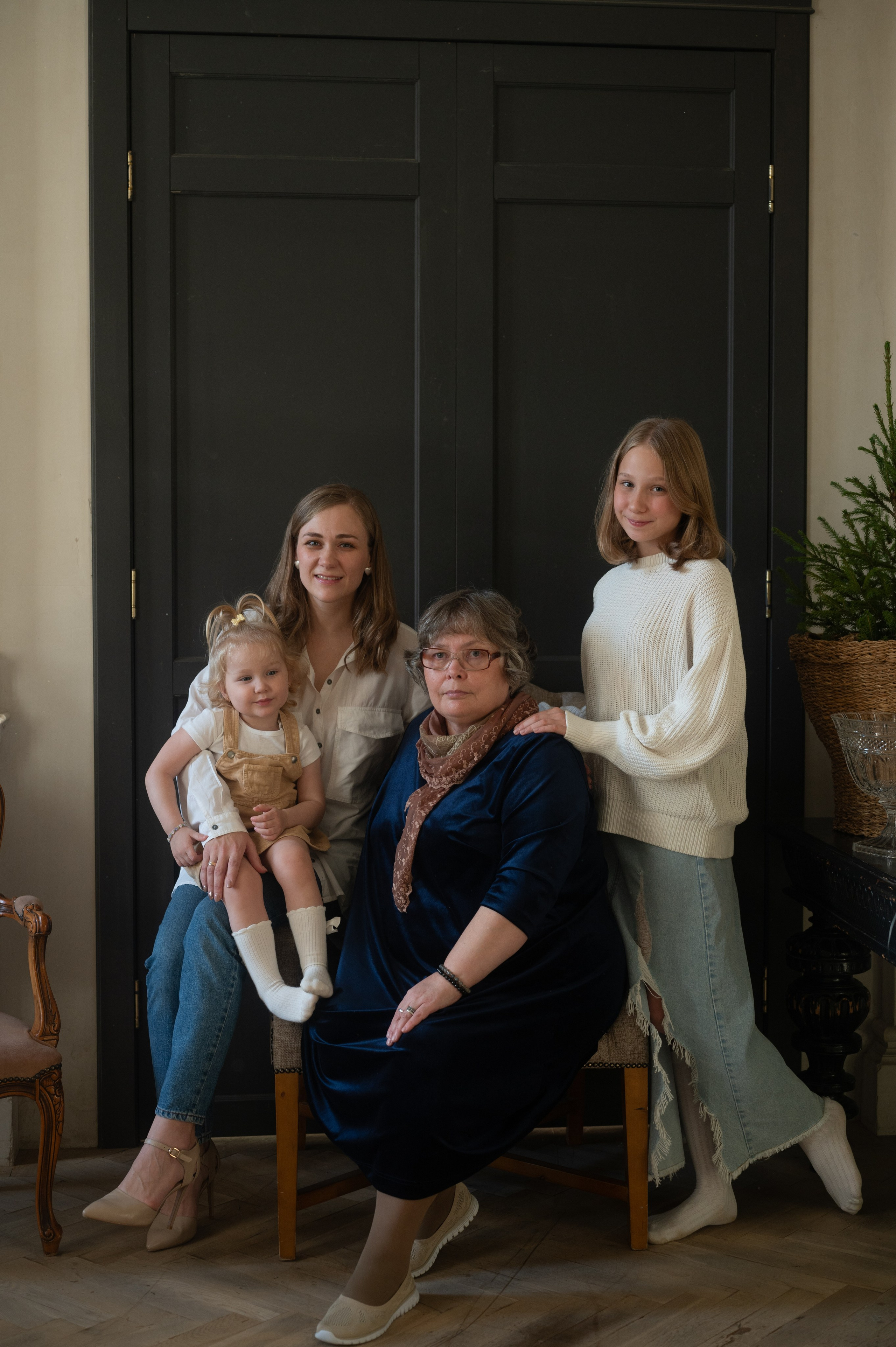 Фотостудия «Файн-арт» Новый год 2024-25. Фотограф новорожденных, семейный детский в Тюмени Татьяна Морозова