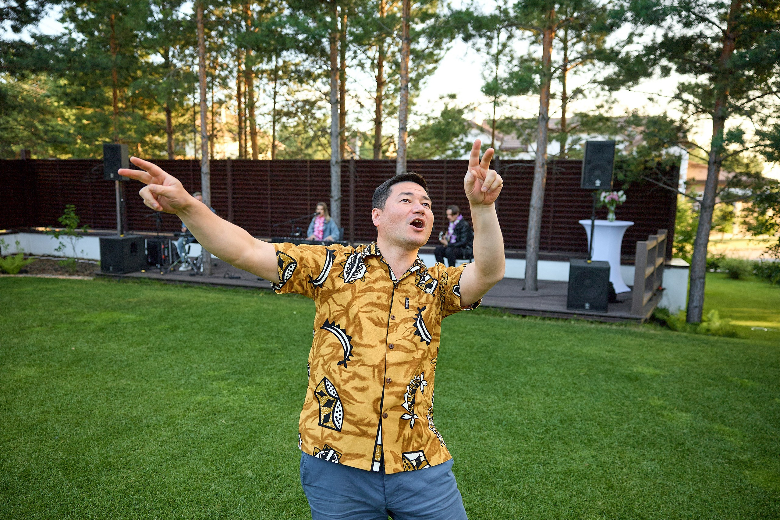 Корпоратив Hawaiian Party Uralfest. Профессиональный фотограф в Екатеринбурге Юра Сахар