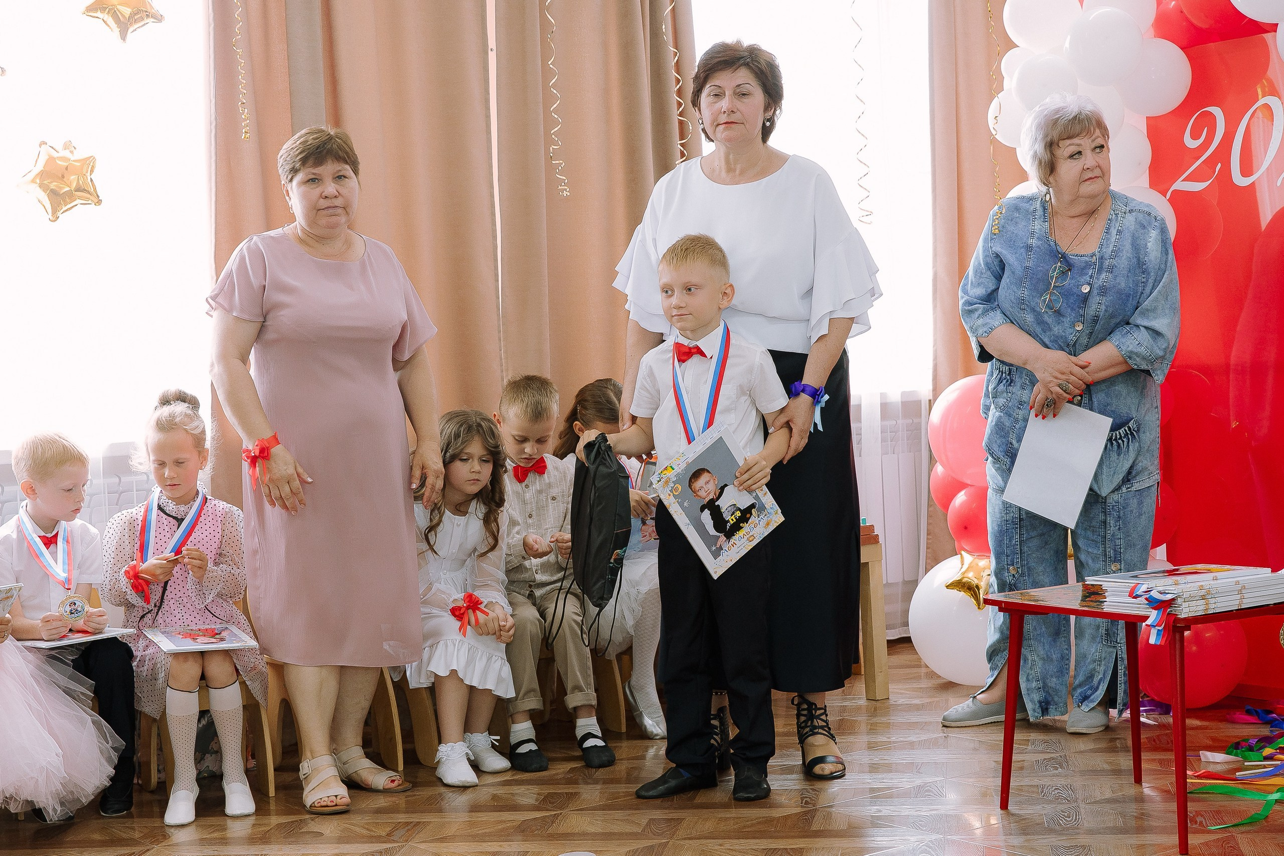 Выпускной в ДС 26. Выпускные альбомы Натальи Бутко: Новороссийск, Анапа, Геленджик