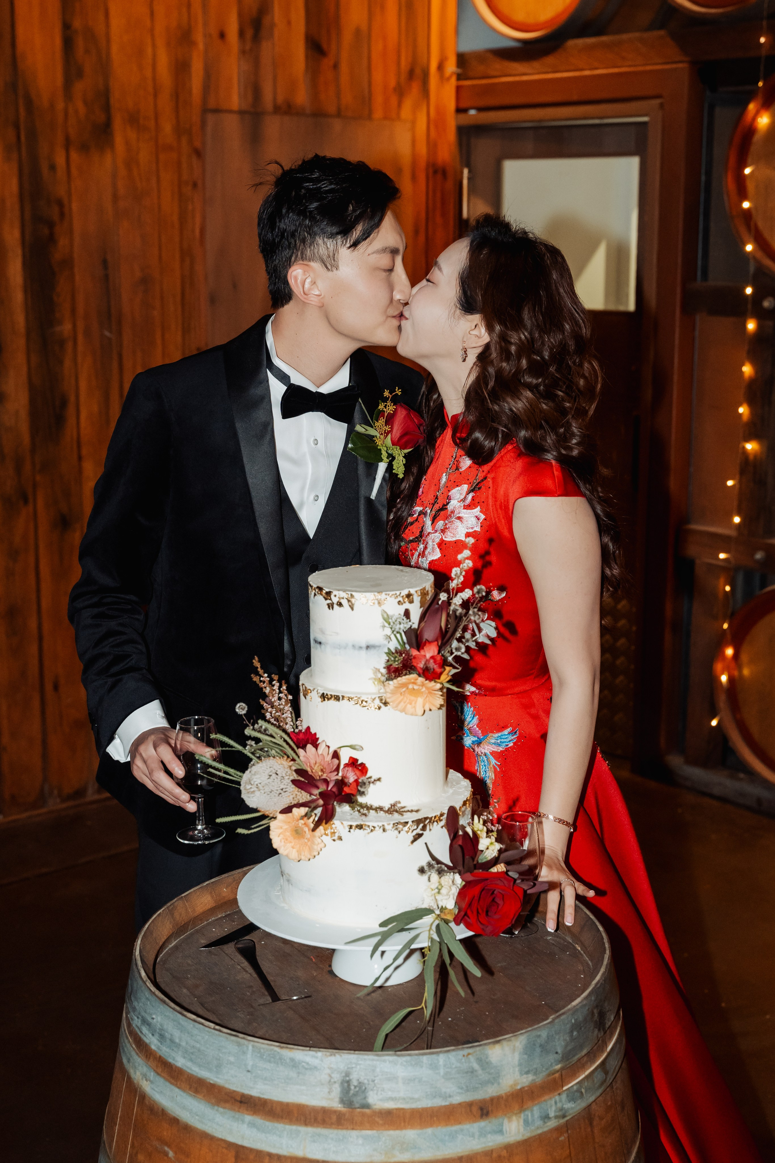 …True Love’s Kiss. Golden Moments Editing — We do Wedding’s Retouch and Video Editing