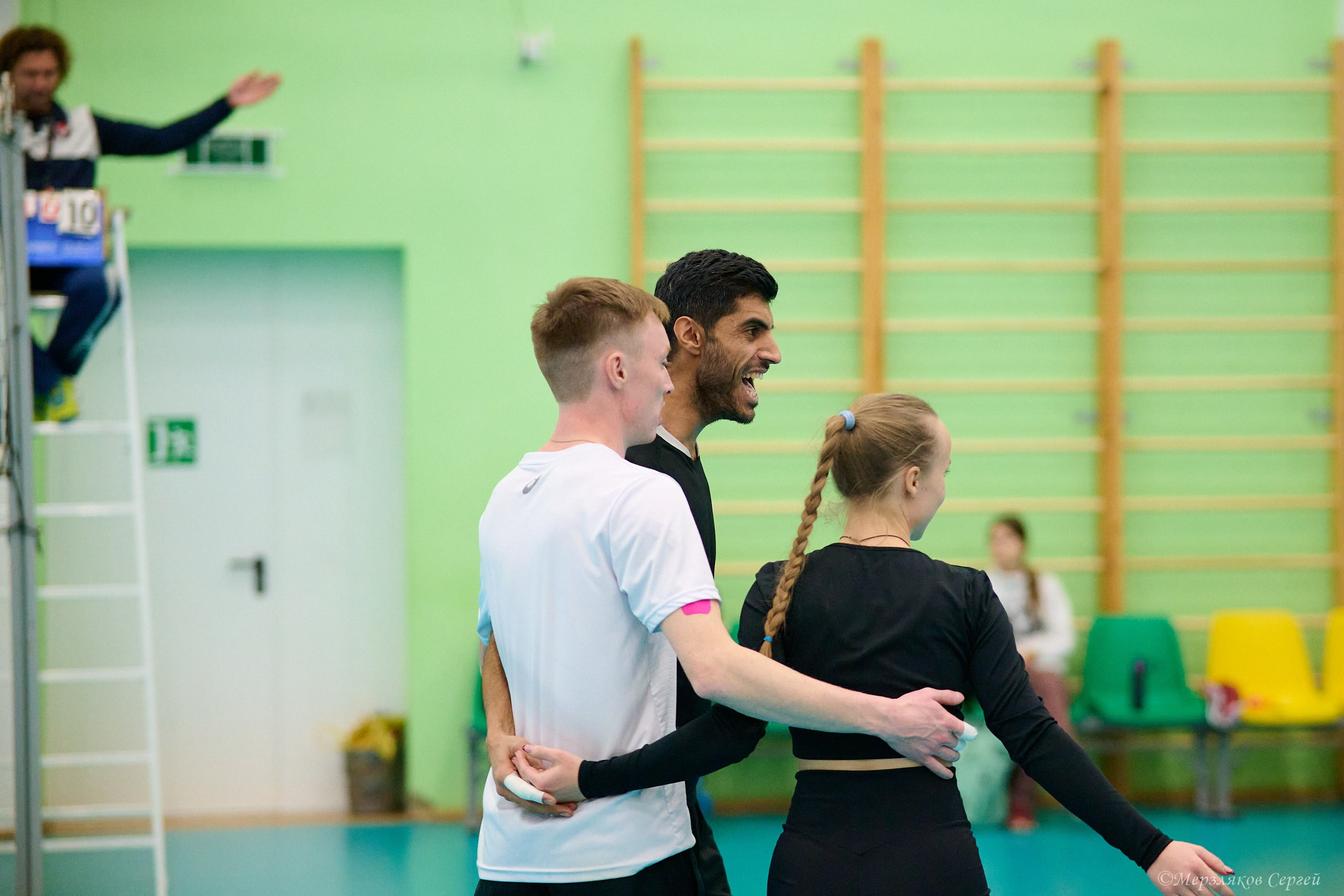 Новогодний волейбольный турнир. Ижевск. 16.12.23. Спортивный репортажный фотограф в Ижевске Сергей Мерзляков