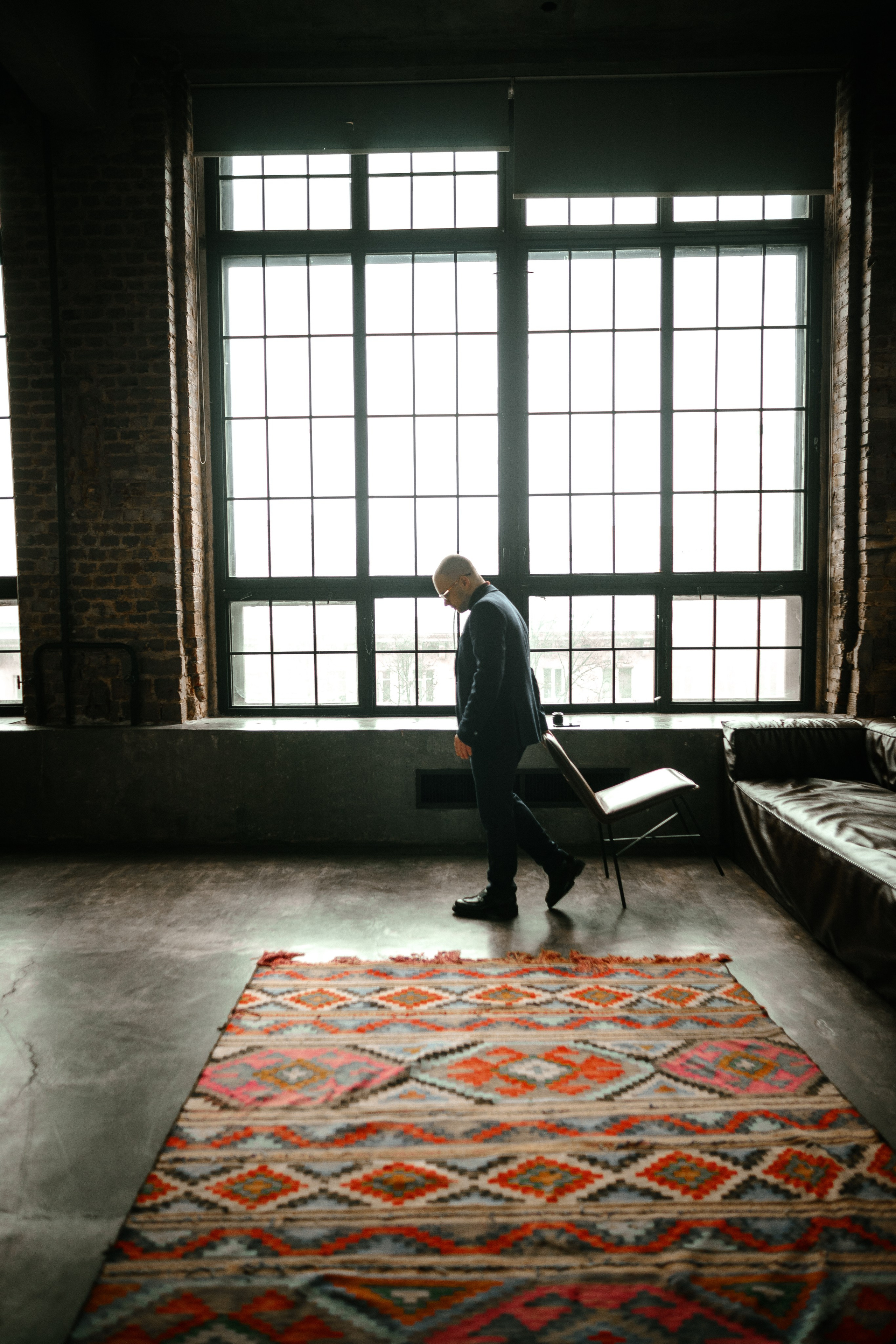 Кирилл студия