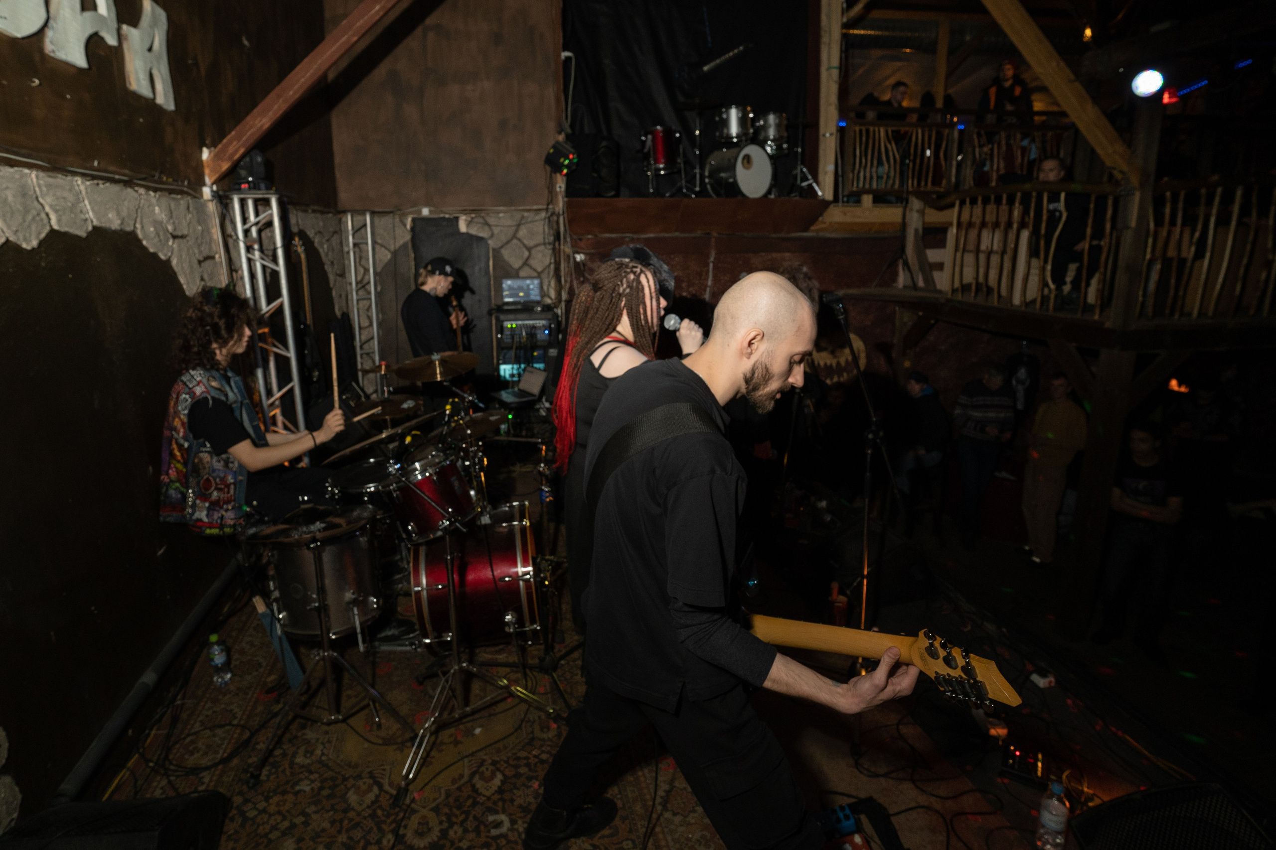 Ночь На Земле|Нора, Псков. Концертный и репортажный фотограф в Санкт-Петербурге Слава Пахомов