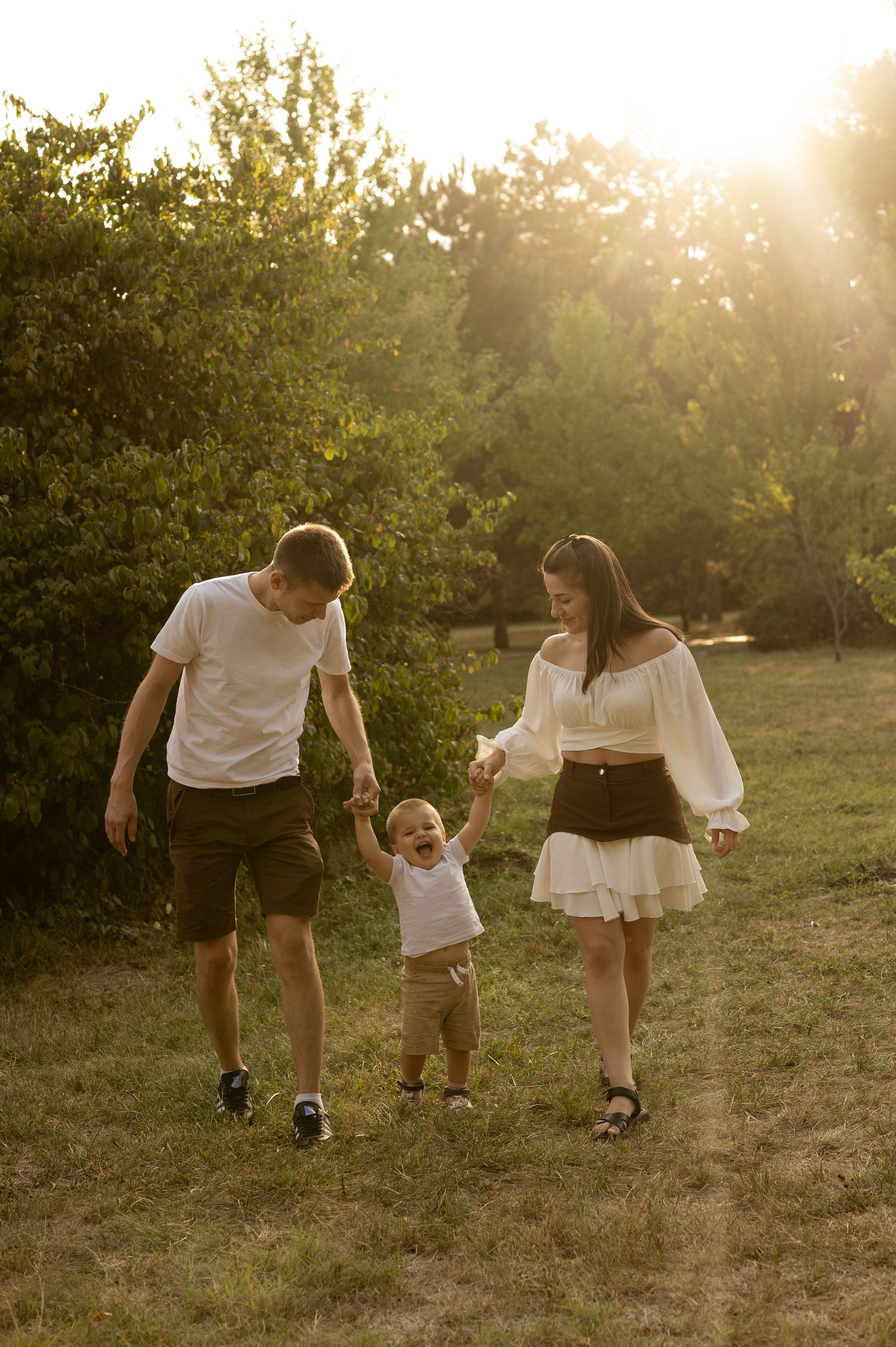 Летняя семейная фотосессия в парке. Свадебный и семейный фотограф в Краснодаре Алина Мельник