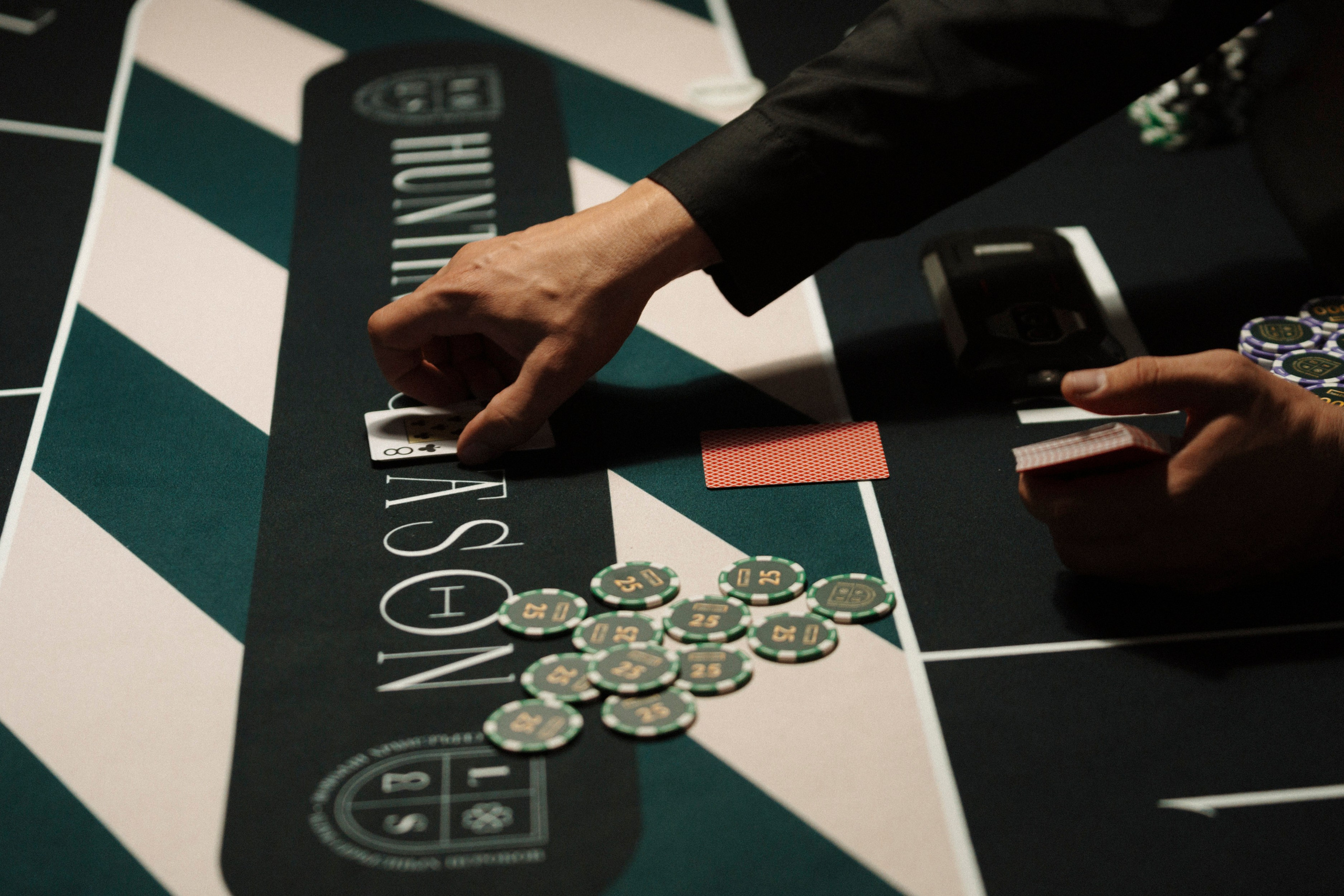 HUNTING SEASON/ LIGASTAVOK. Фотограф первого впечатления