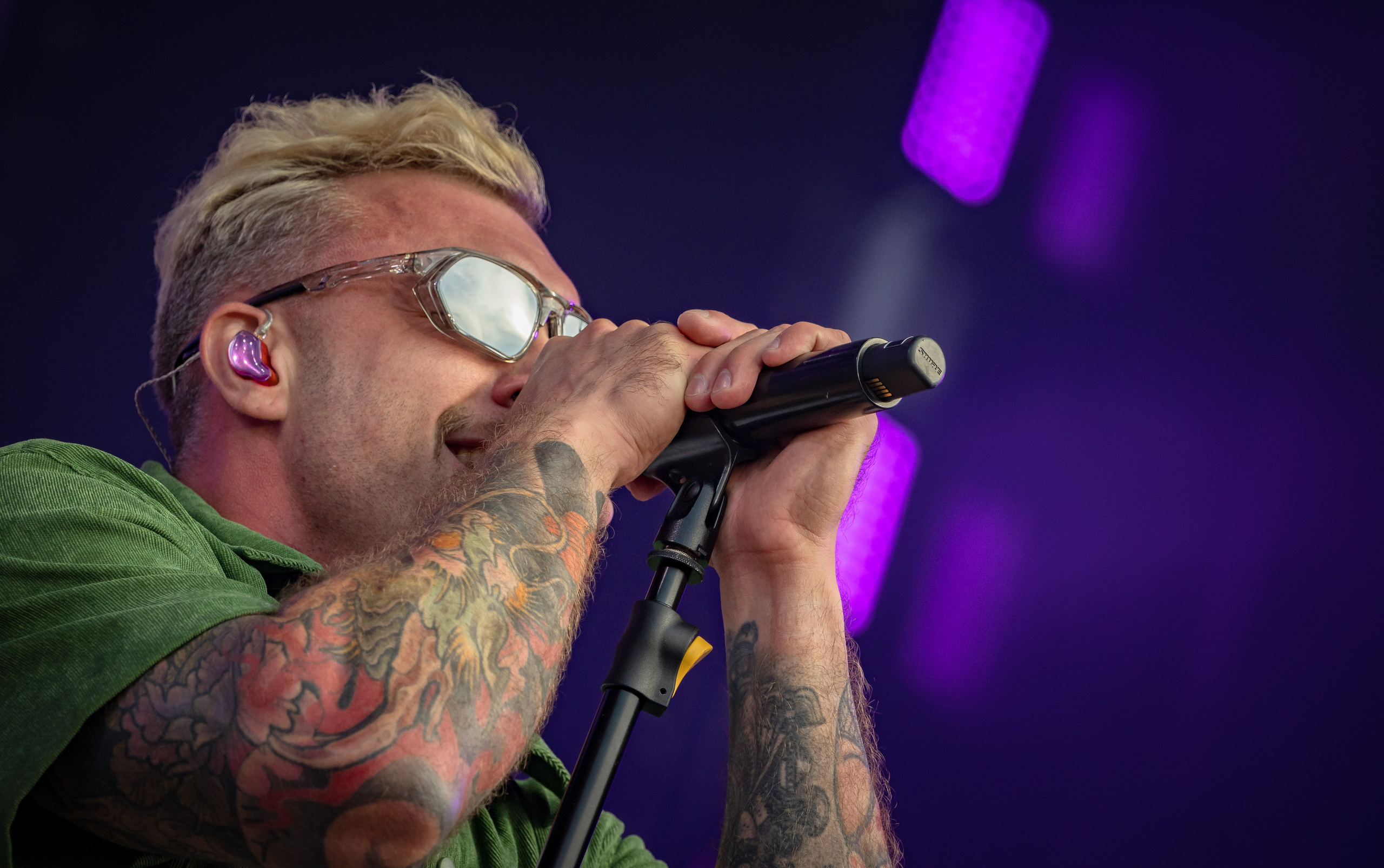 ROCK MUSIC. NE Cinema — backstage and reportage photography in cinema, music, Automotive and sport